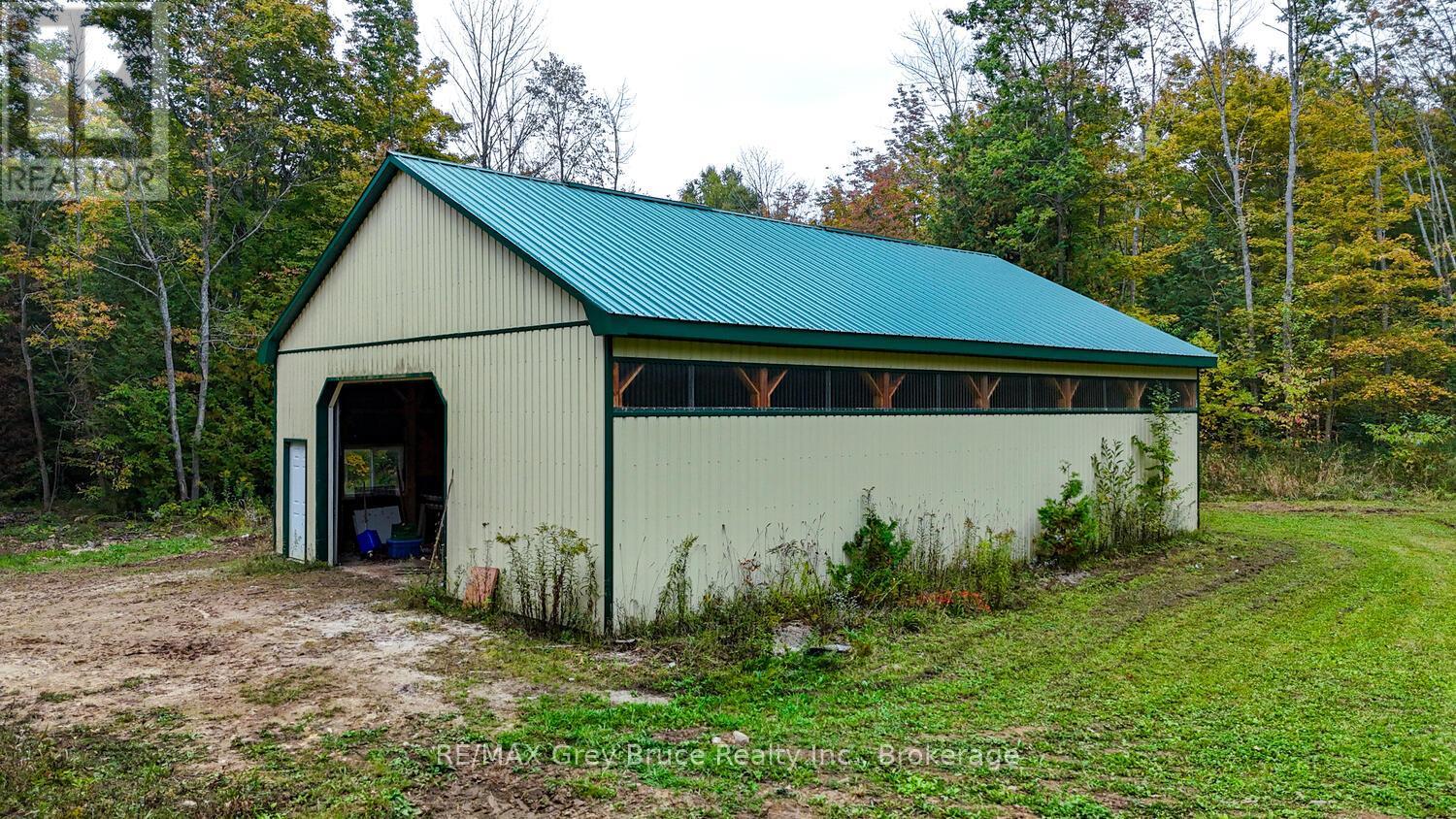 217 Kings Crescent, South Bruce Peninsula, Ontario  N0H 2T0 - Photo 43 - X12758678