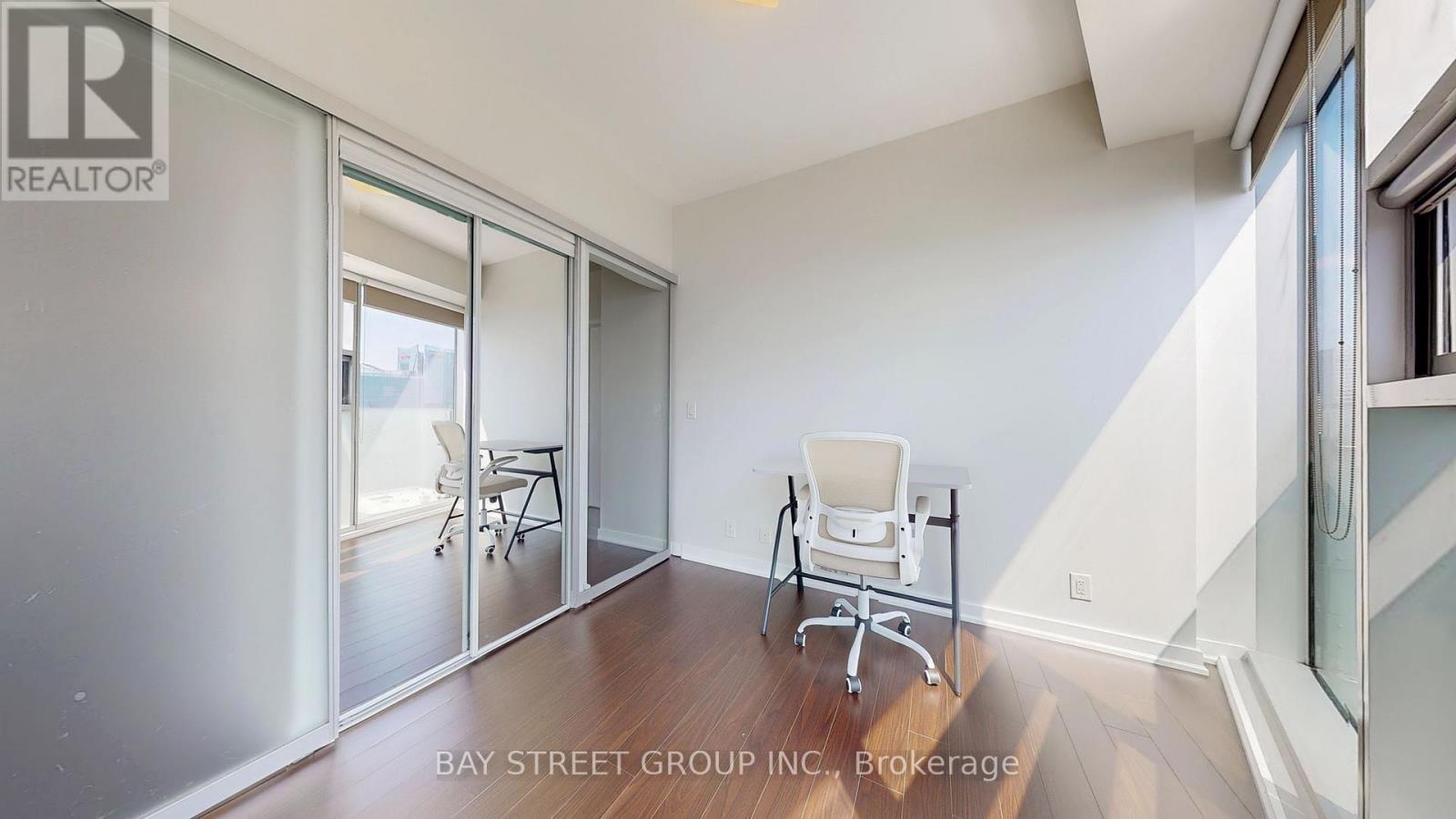 5903 - 14 York Street, Toronto (Waterfront Communities), Ontario  M5J 0B1 - Photo 21 - C12751858