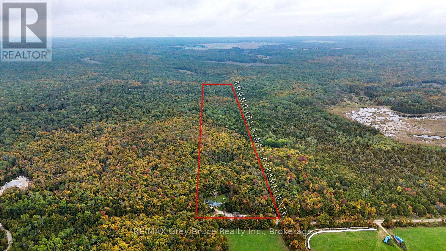 217 Kings Crescent, South Bruce Peninsula, Ontario  N0H 2T0 - Photo 36 - X12758678