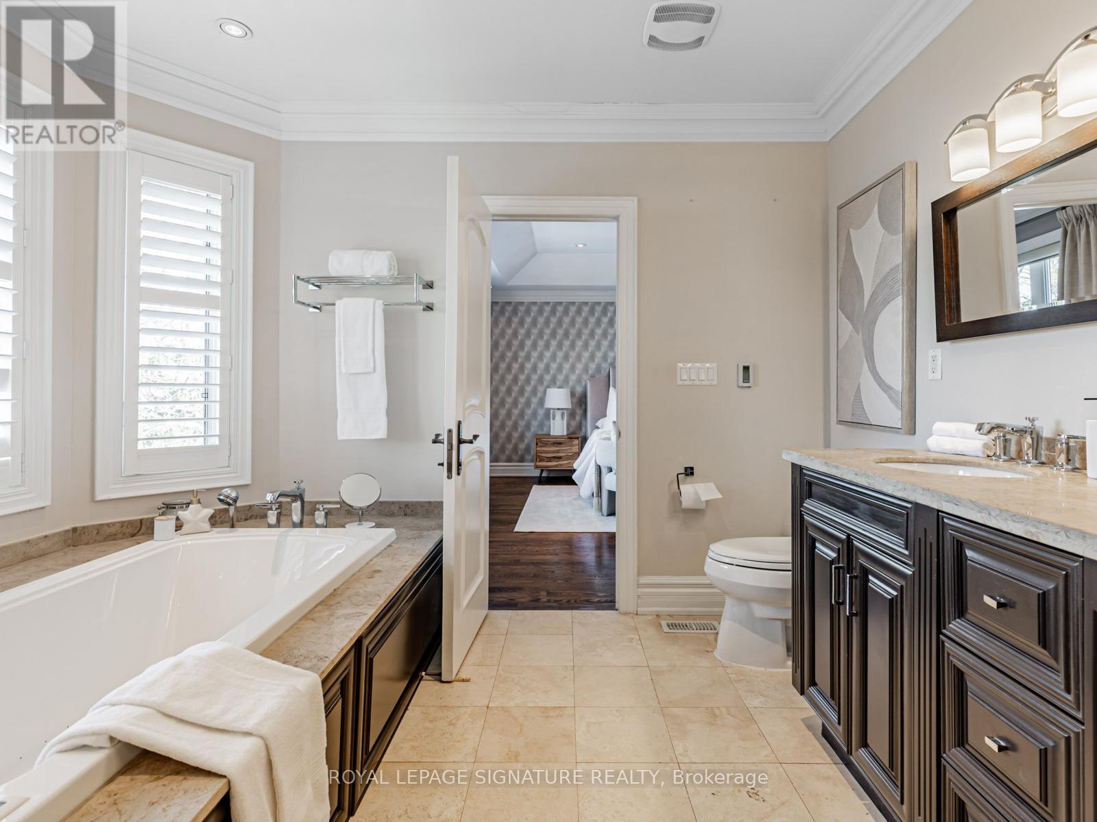 472 Deloraine Avenue, Toronto, Ontario  M5M 2B8 - Photo 25 - C12752188