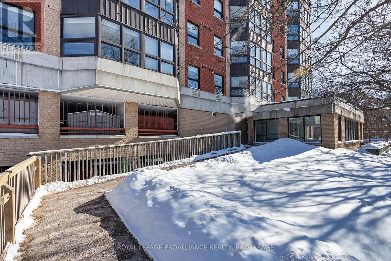 702 - 675 Davis Drive, Kingston, Ontario  K7M 8L5 - Photo 13 - X12759240