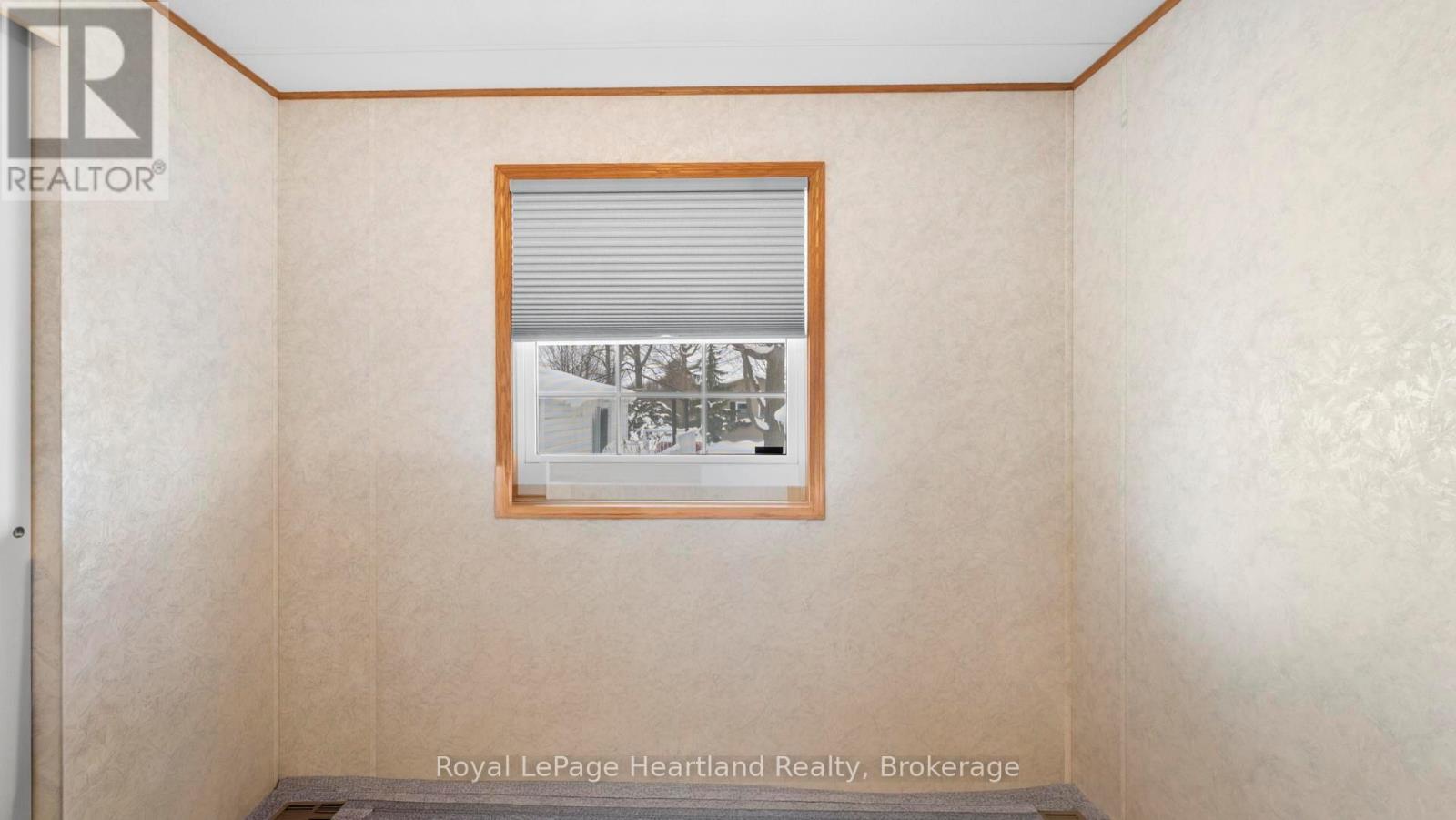 65 Cherokee Lane, Ashfield-Colborne-Wawanosh, Ontario  N7A 3Y2 - Photo 16 - X12758642