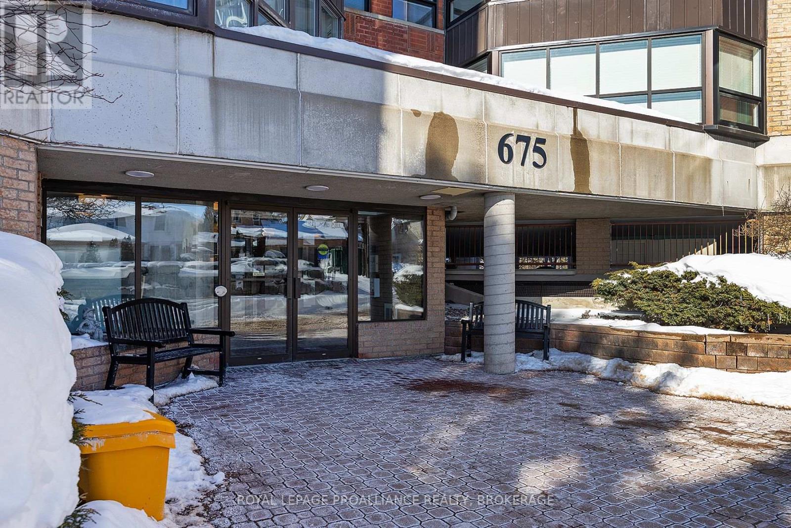 702 - 675 Davis Drive, Kingston, Ontario  K7M 8L5 - Photo 3 - X12759240