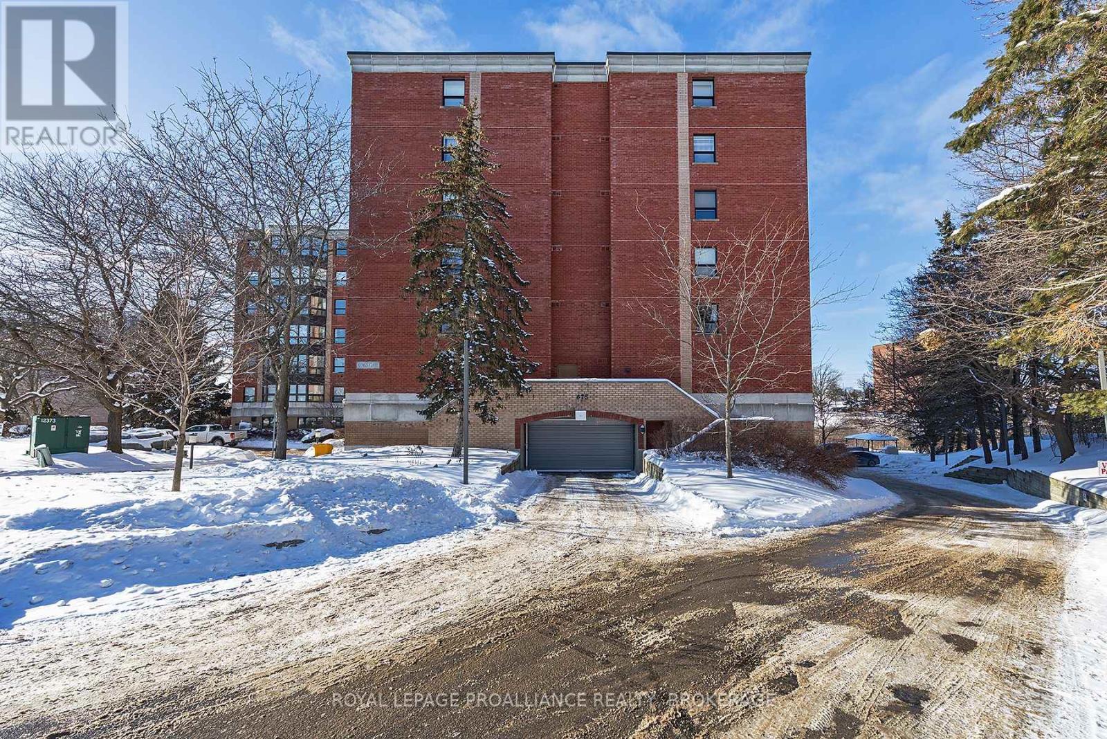 702 - 675 Davis Drive, Kingston, Ontario  K7M 8L5 - Photo 6 - X12759240