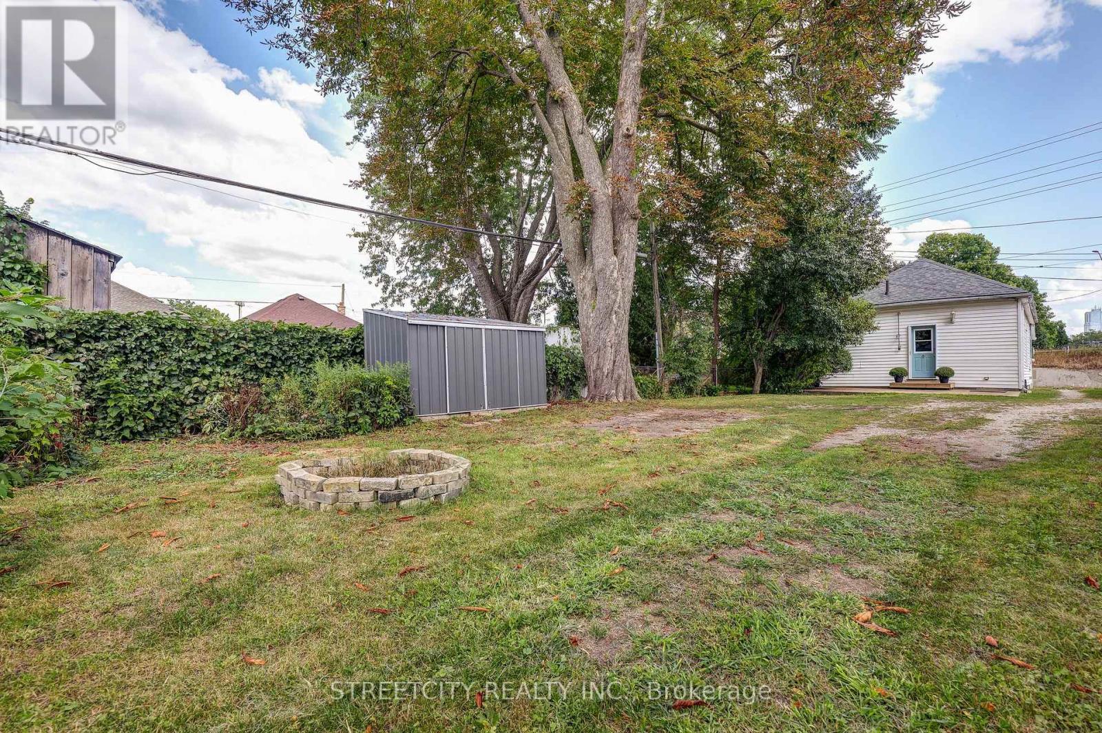 12 Cavendish Crescent, London North, Ontario  N6H 1A2 - Photo 5 - X12758286