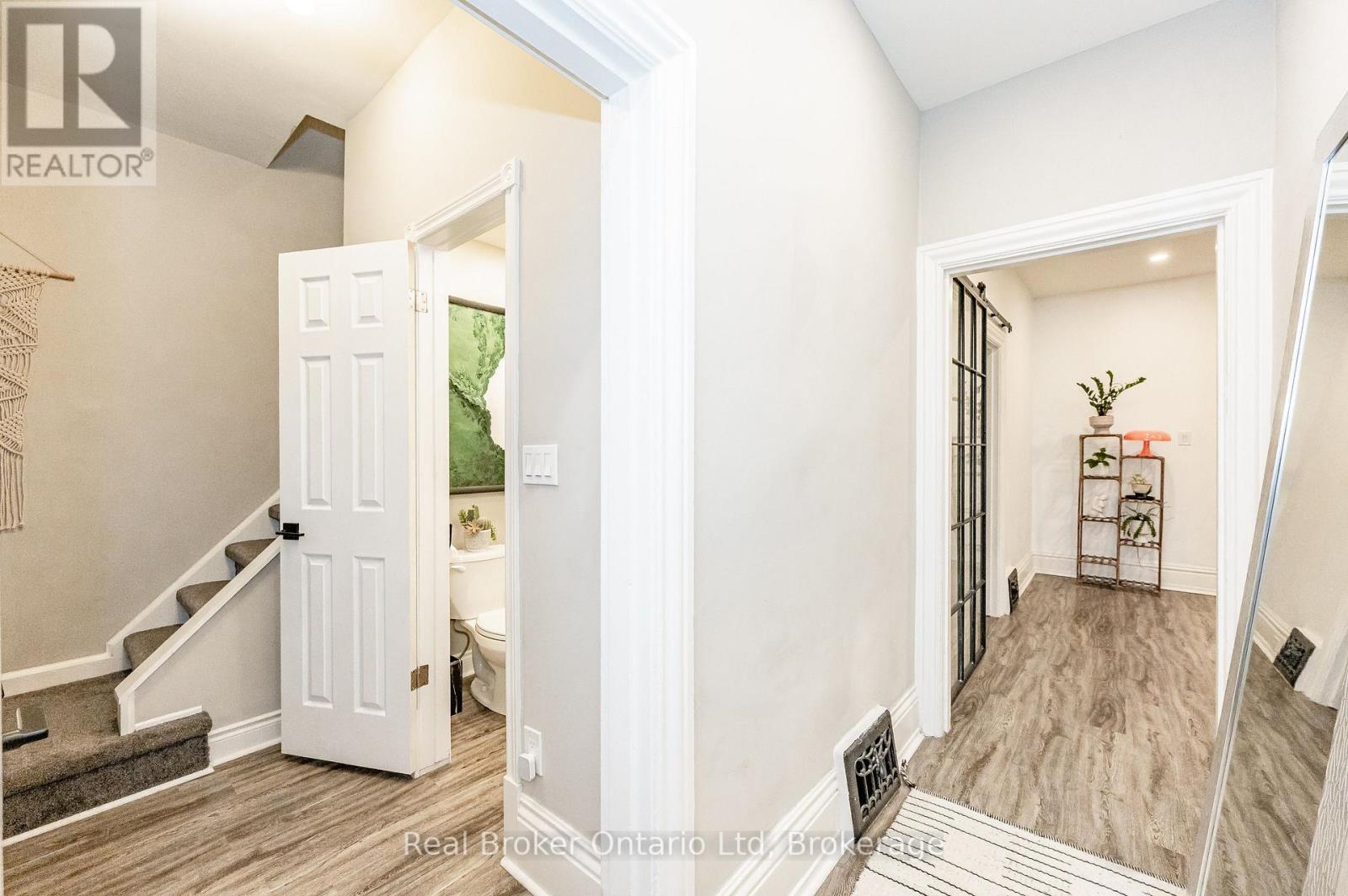 14 Alanson Street, Hamilton (Stinson), Ontario  L8N 1W5 - Photo 6 - X12758950