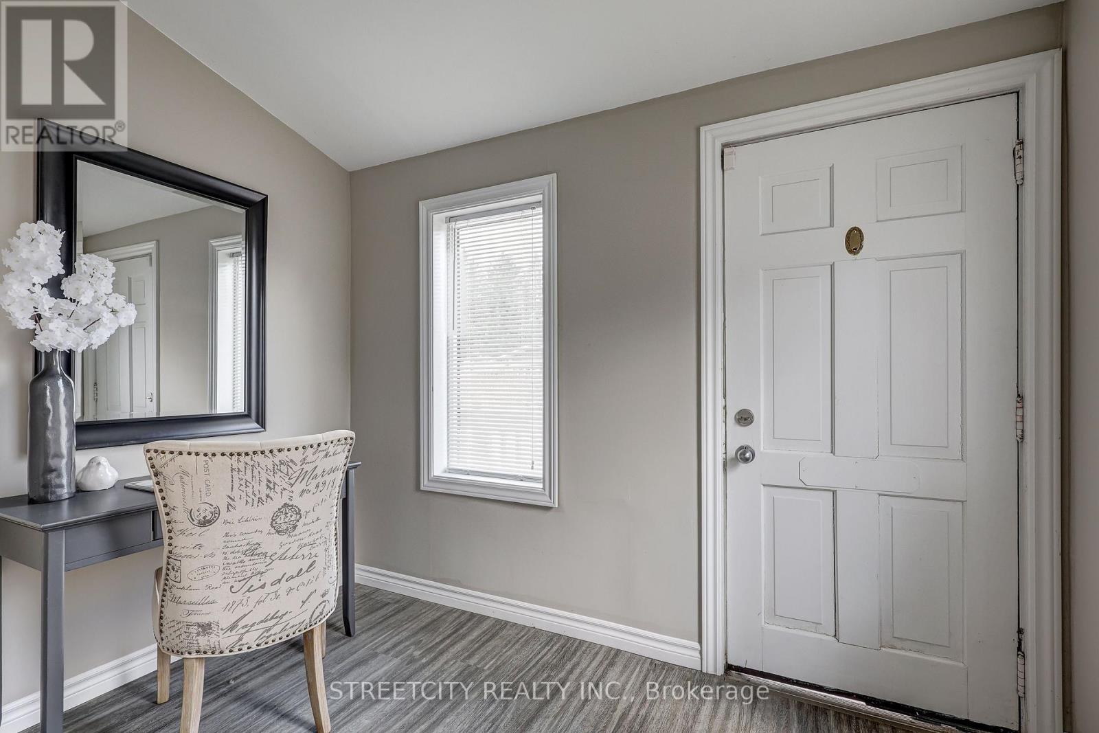 12 Cavendish Crescent, London North, Ontario  N6H 1A2 - Photo 6 - X12758286