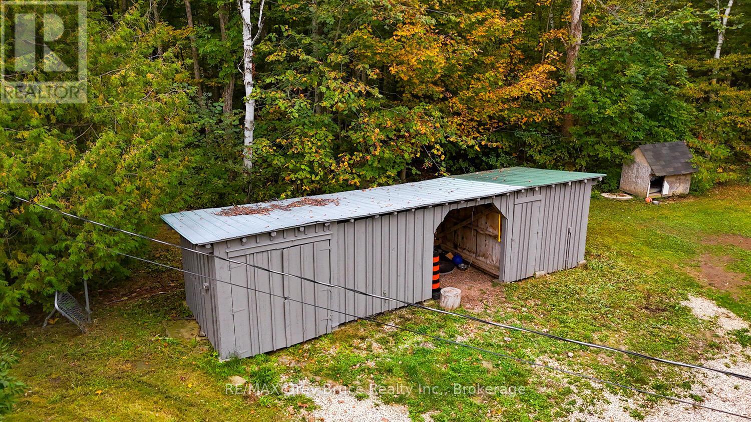 217 Kings Crescent, South Bruce Peninsula, Ontario  N0H 2T0 - Photo 40 - X12758678