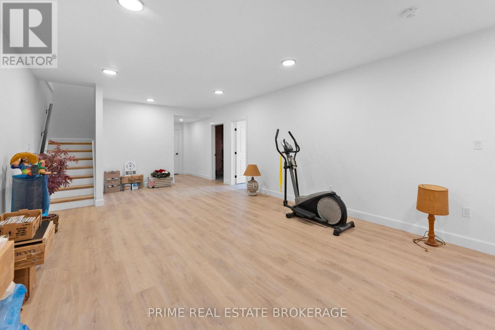 3 - 106 Coastal Crescent, Lambton Shores, Ontario  N0M 1T0 - Photo 25 - X12416005