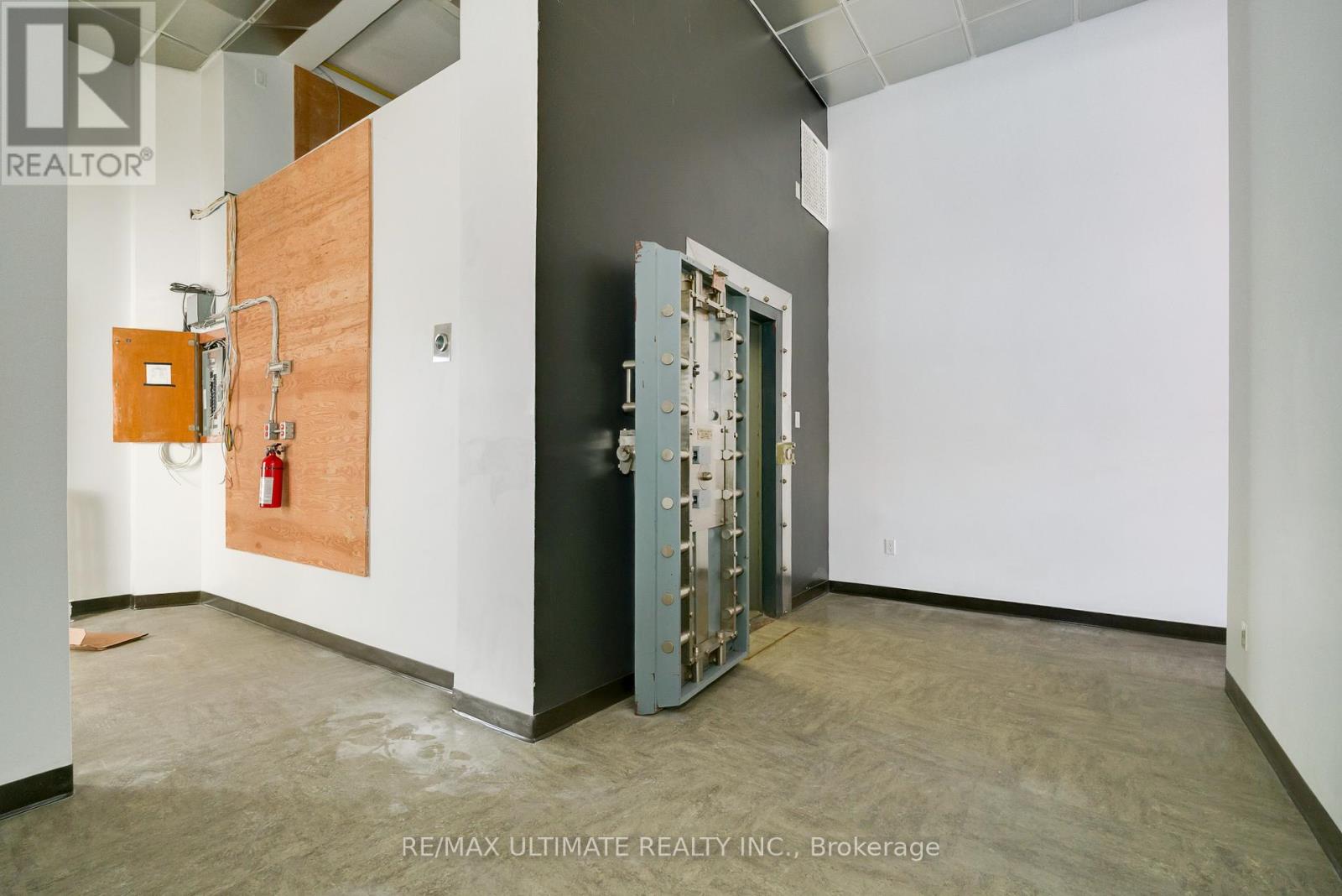 945 College Street, Toronto, Ontario  M6H 1A6 - Photo 17 - C12752850