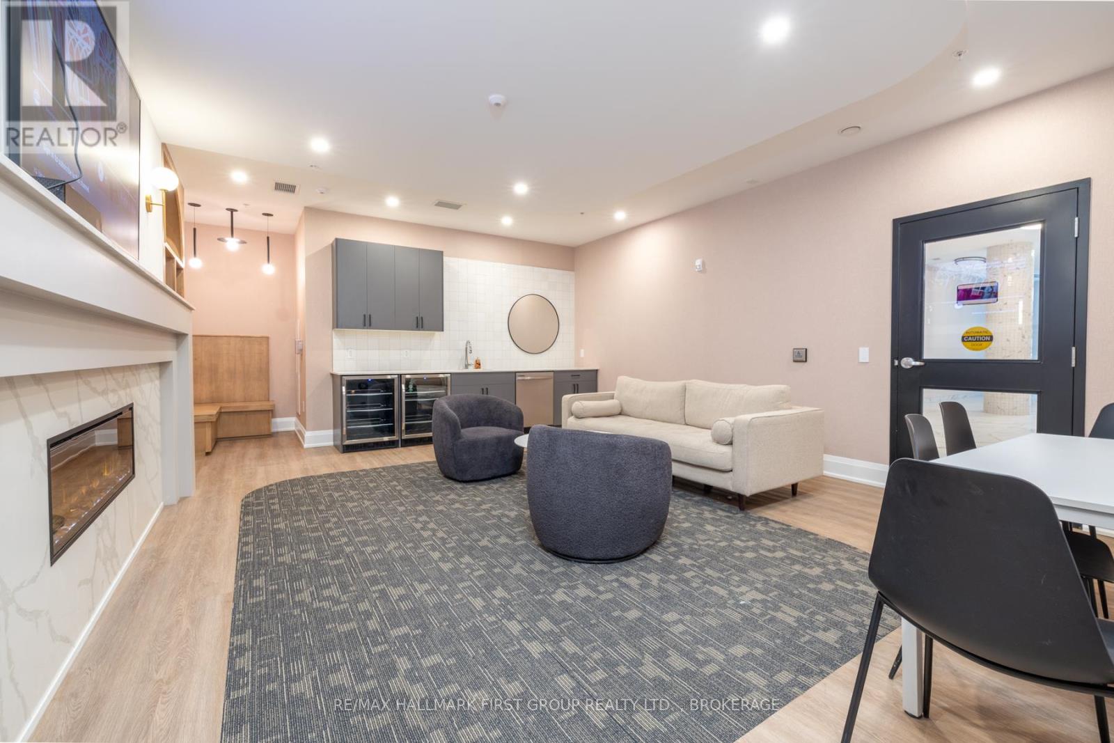 429 - 223 Princess Street, Kingston, Ontario  K7L 1B3 - Photo 9 - X12753262