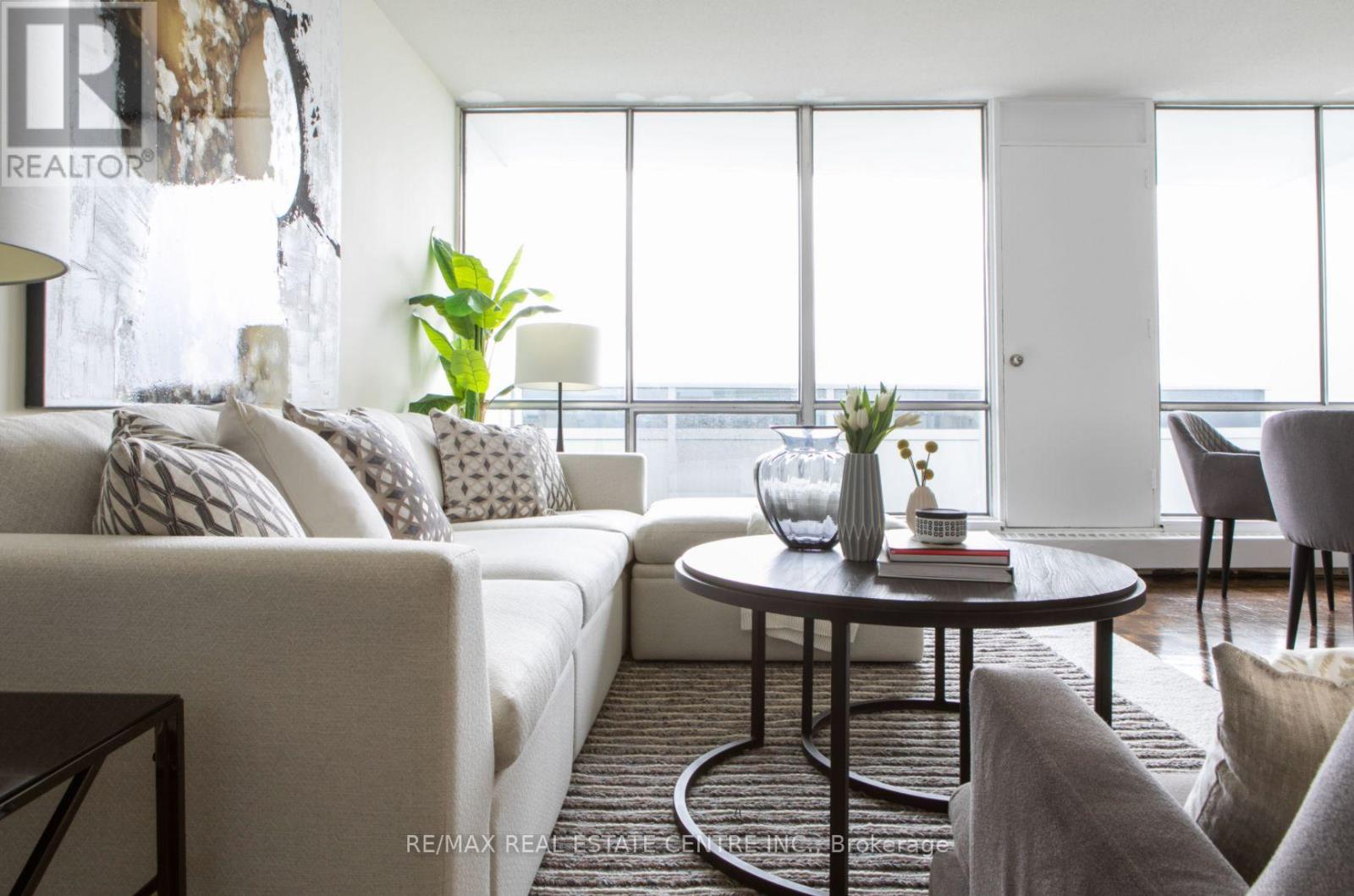 207 - 50 Graydon Hall Drive, Toronto (Parkwoods-Donalda), Ontario  M3A 3A5 - Photo 6 - C12754146