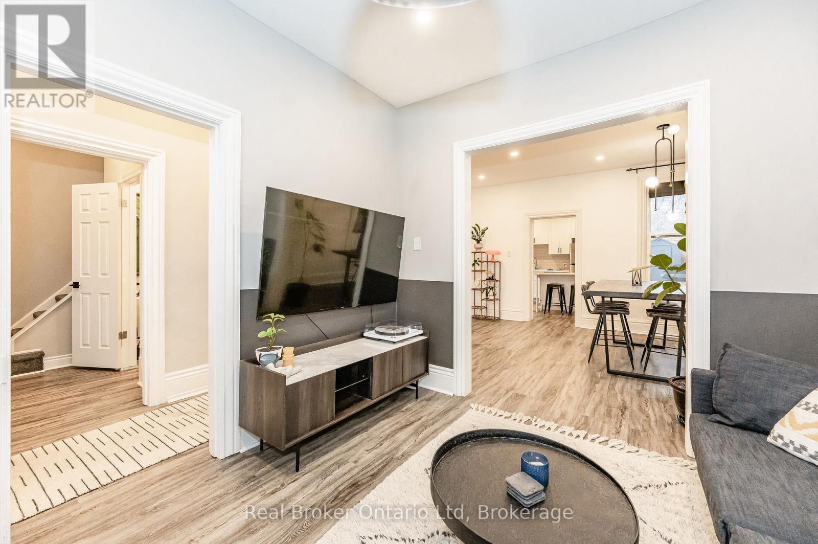 14 Alanson Street, Hamilton (Stinson), Ontario  L8N 1W5 - Photo 10 - X12758950