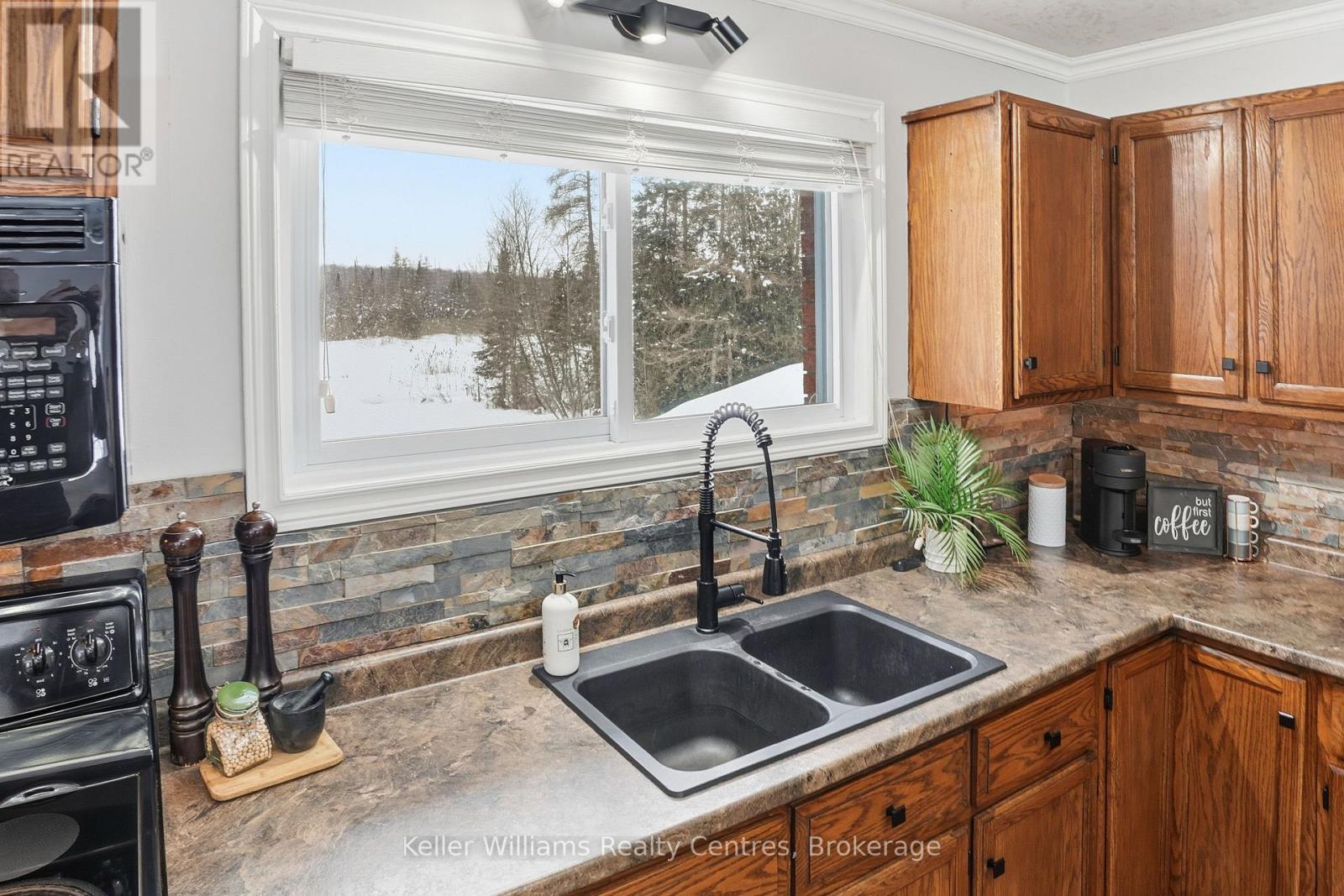 173680 Mulock Road, West Grey, Ontario  N4N 3B9 - Photo 8 - X12759148