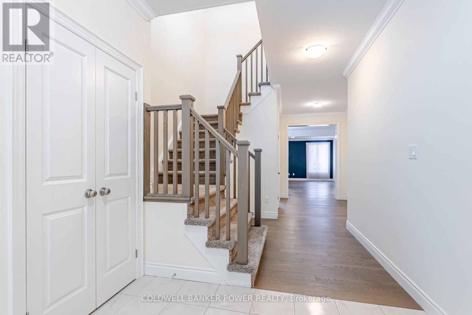 2277 Tokala Trail, London North, Ontario  N6G 0N6 - Photo 3 - X12748428