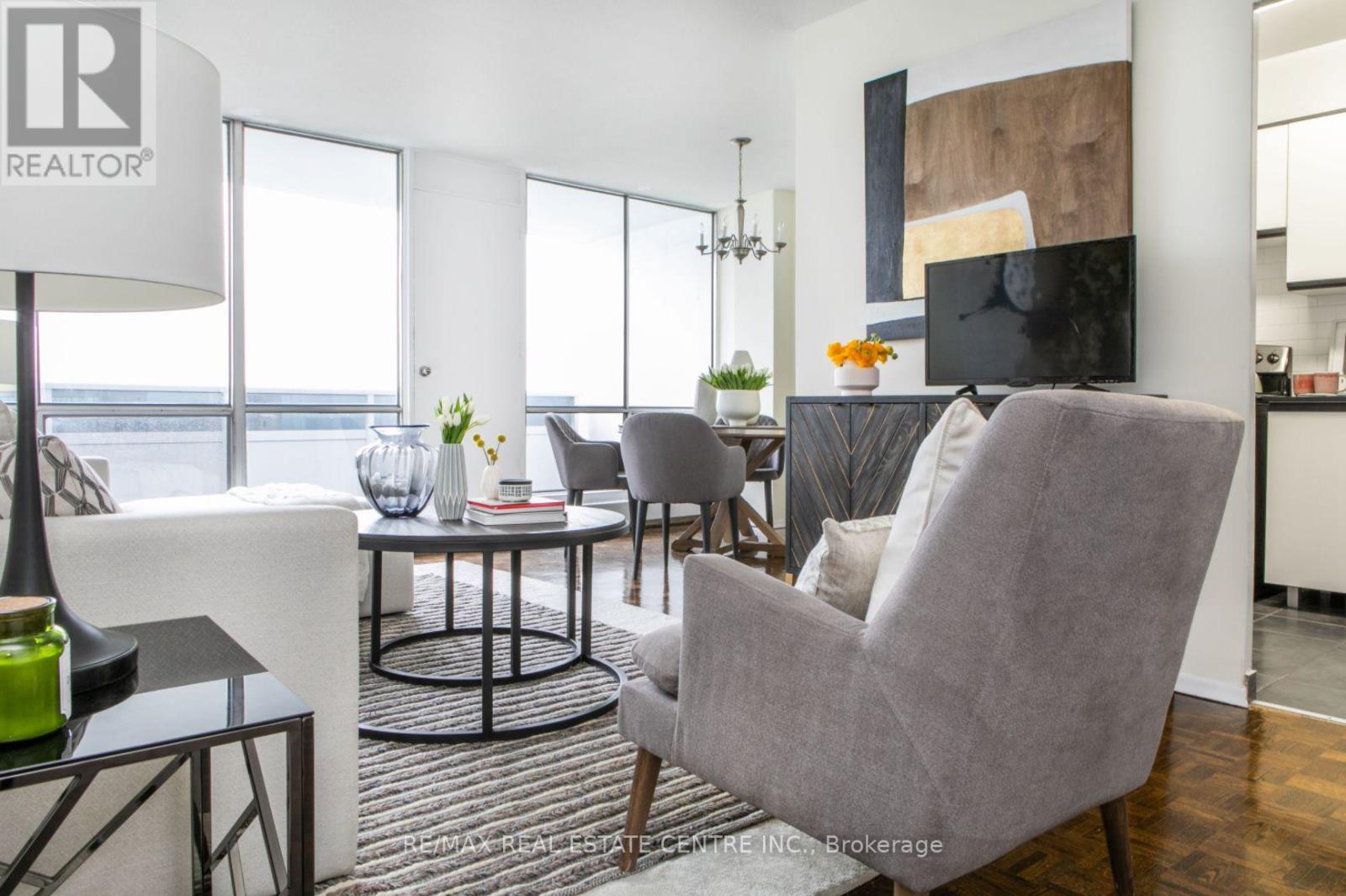 207 - 50 Graydon Hall Drive, Toronto (Parkwoods-Donalda), Ontario  M3A 3A5 - Photo 8 - C12754146