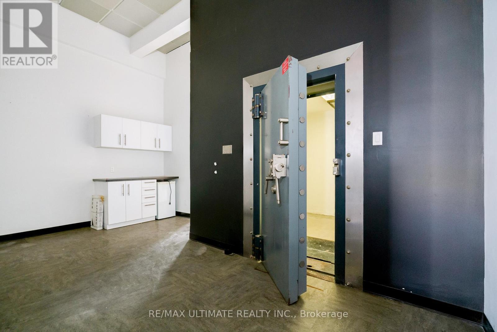 945 College Street, Toronto, Ontario  M6H 1A6 - Photo 10 - C12752850