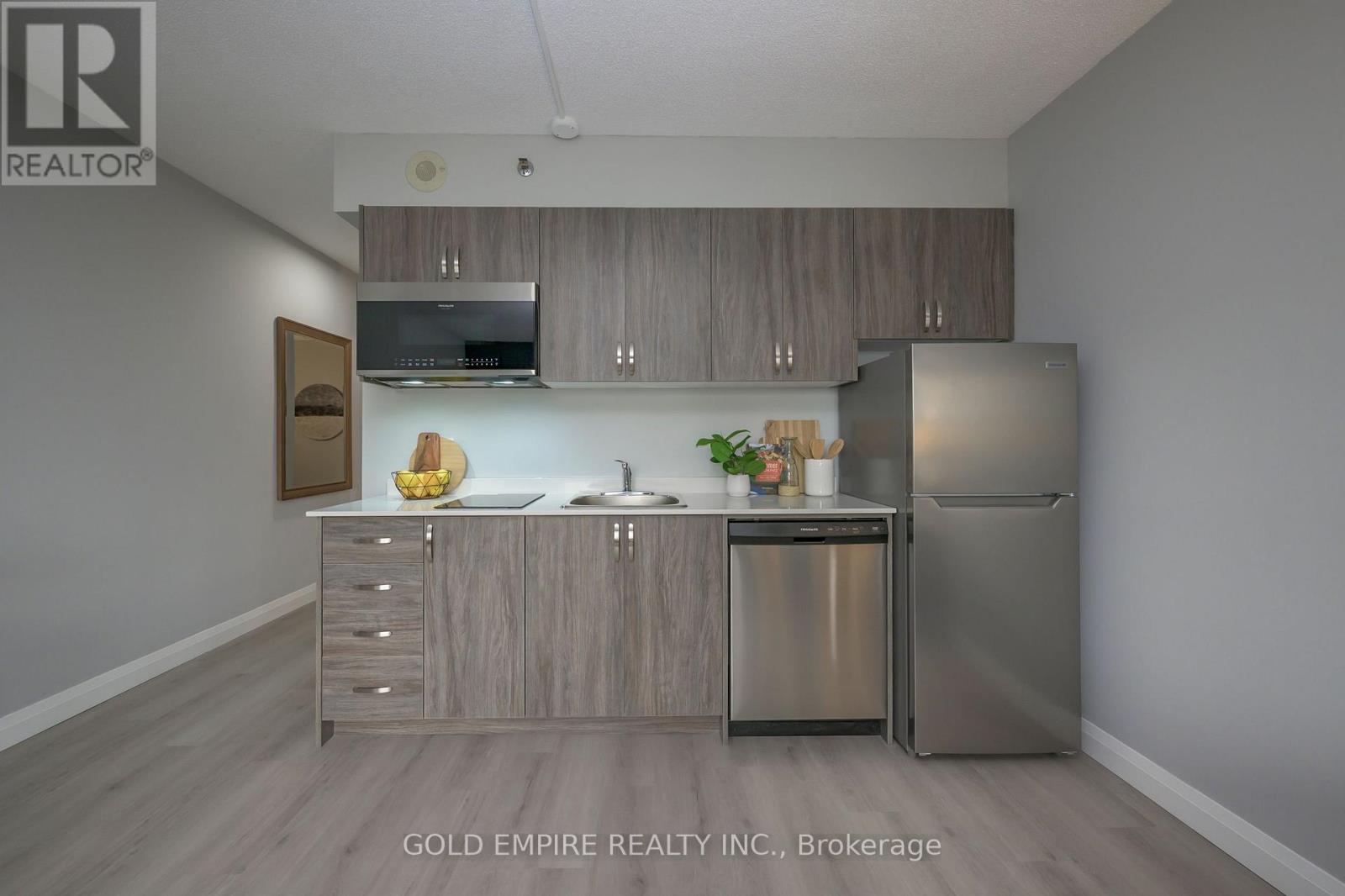 1 Bedroom - 300 King Street, London East, Ontario  N6B 1S2 - Photo 14 - X12753118