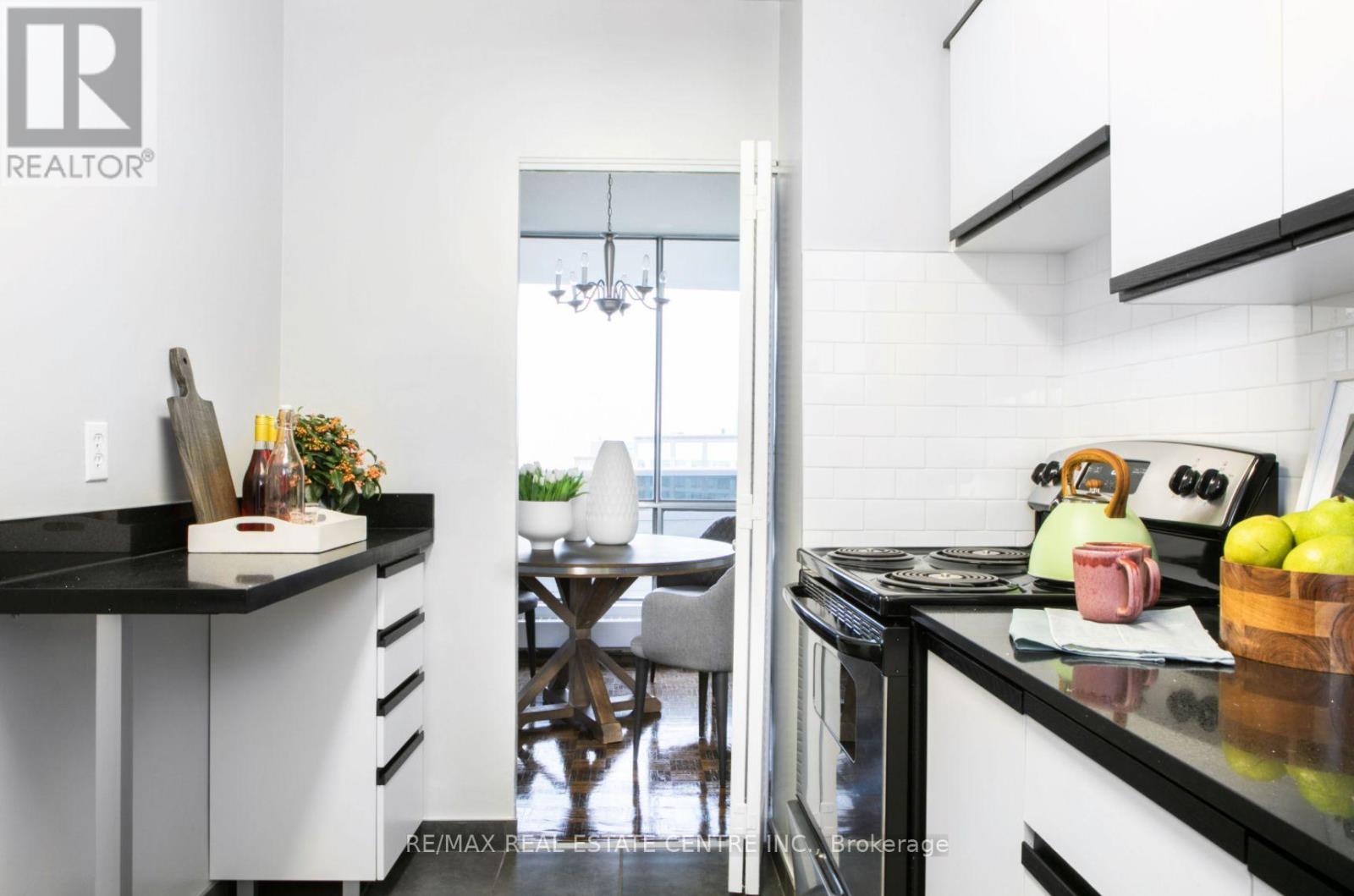 207 - 50 Graydon Hall Drive, Toronto (Parkwoods-Donalda), Ontario  M3A 3A5 - Photo 11 - C12754146