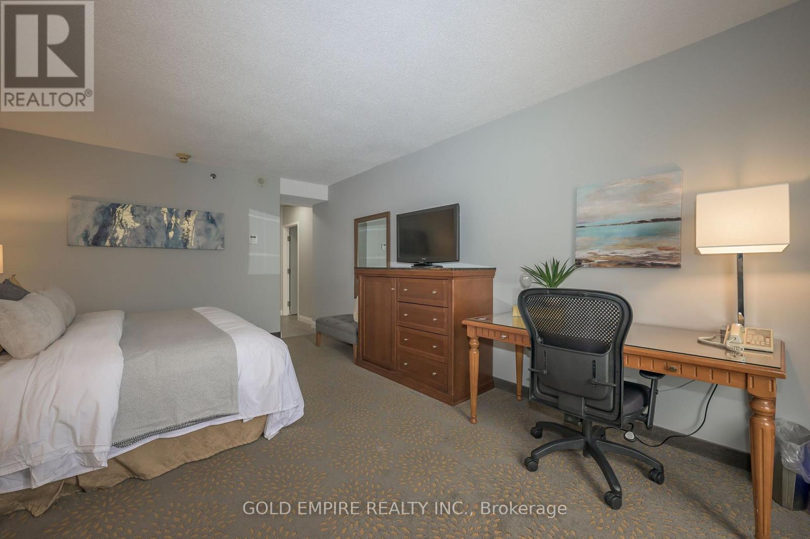 1 Bedroom - 300 King Street, London East, Ontario  N6B 1S2 - Photo 5 - X12753118