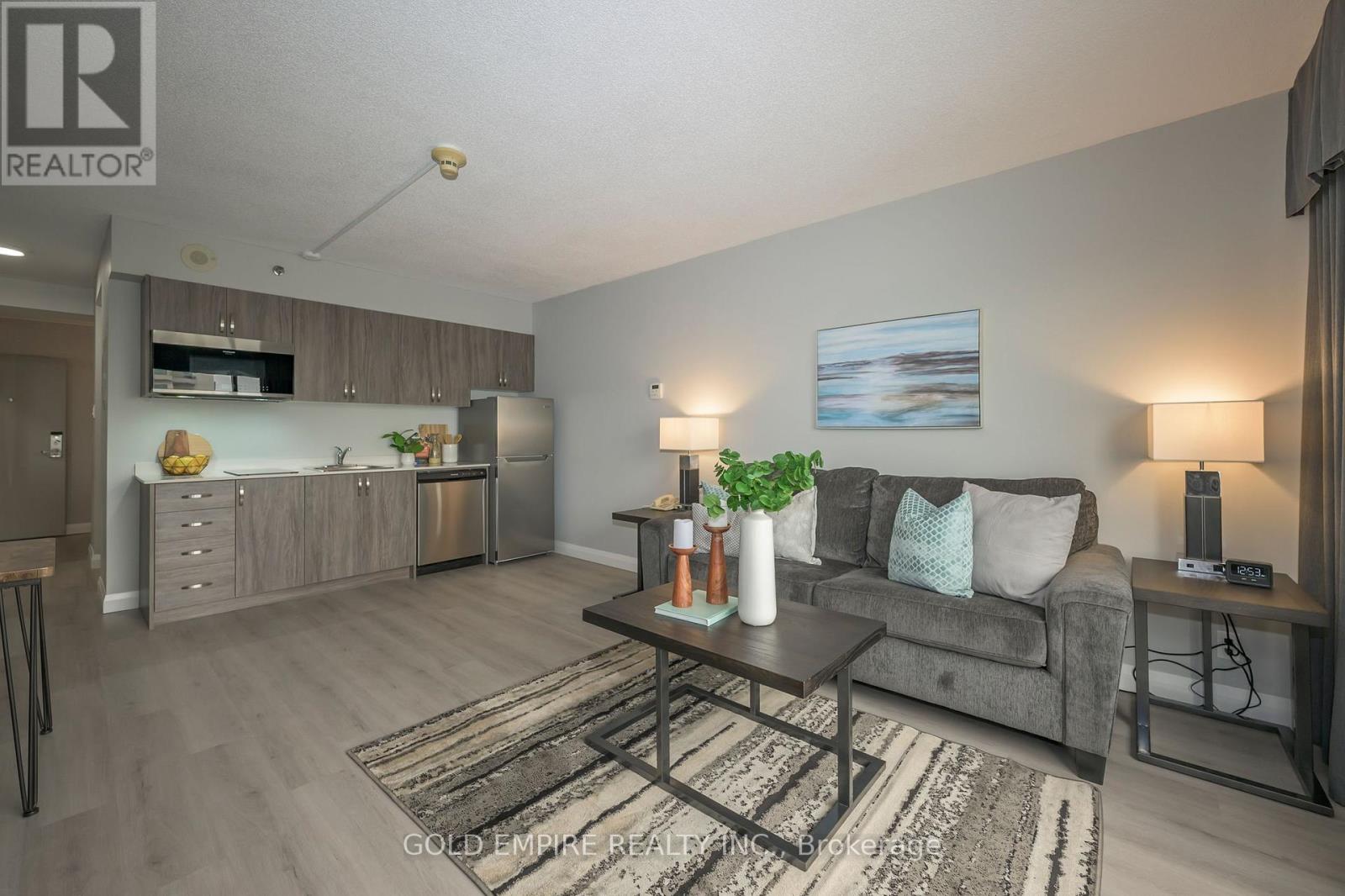 1 Bedroom - 300 King Street, London East, Ontario  N6B 1S2 - Photo 9 - X12753118