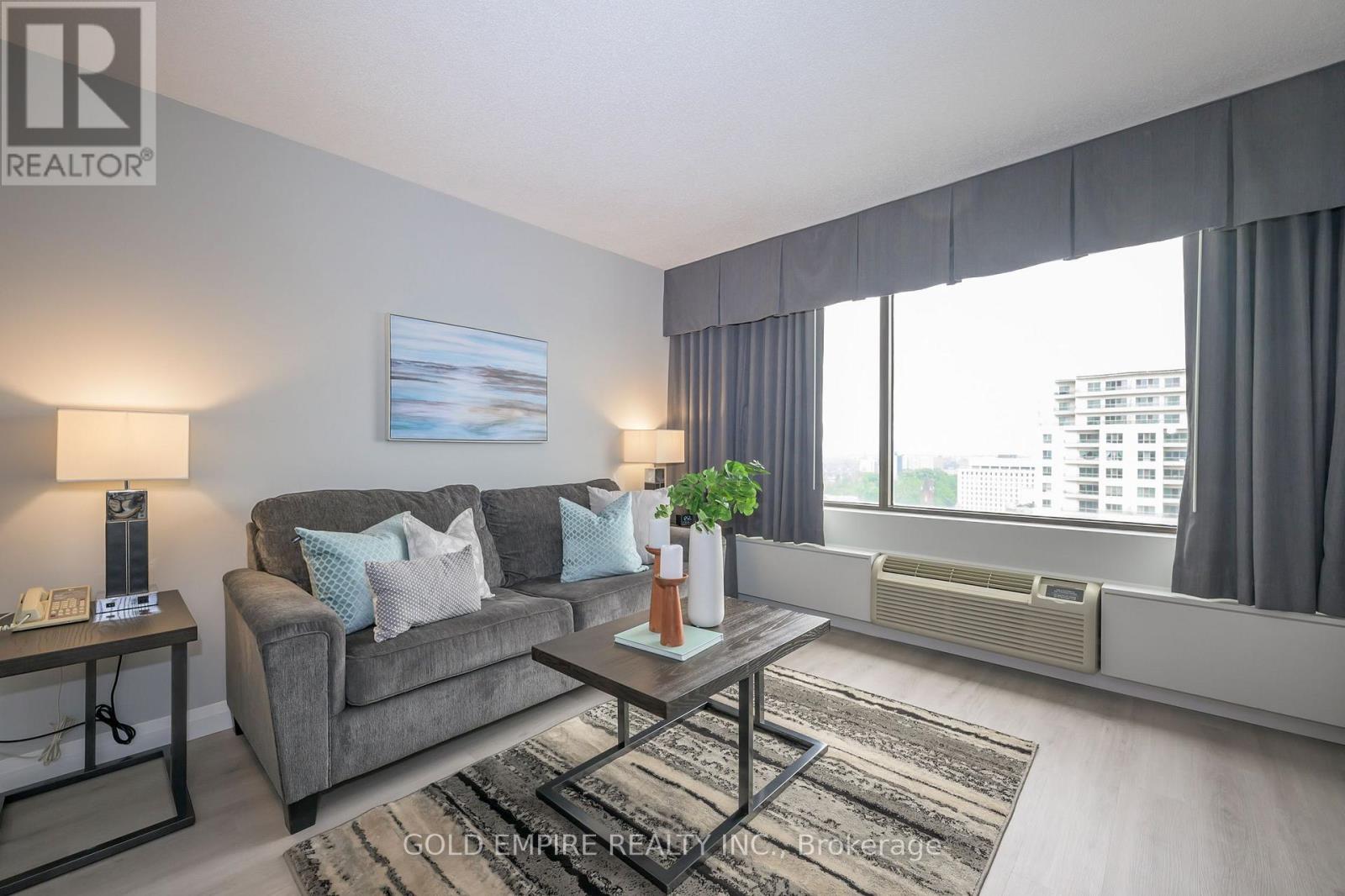 1 Bedroom - 300 King Street, London East, Ontario  N6B 1S2 - Photo 8 - X12753118