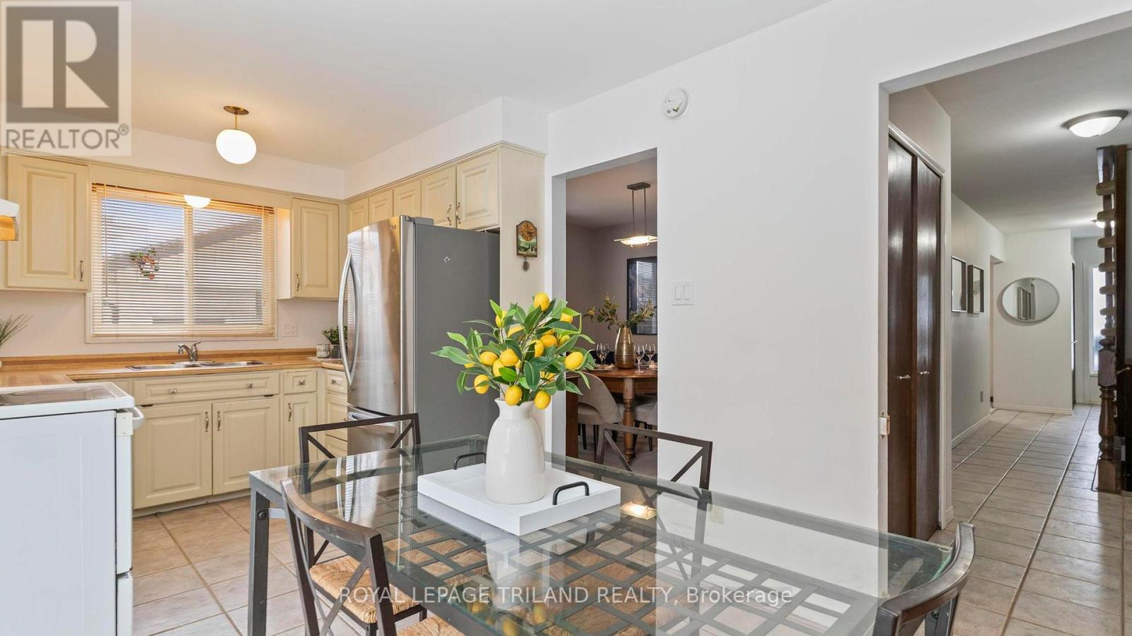 535 Grand View Avenue, London South, Ontario  N6K 3E8 - Photo 15 - X12755356