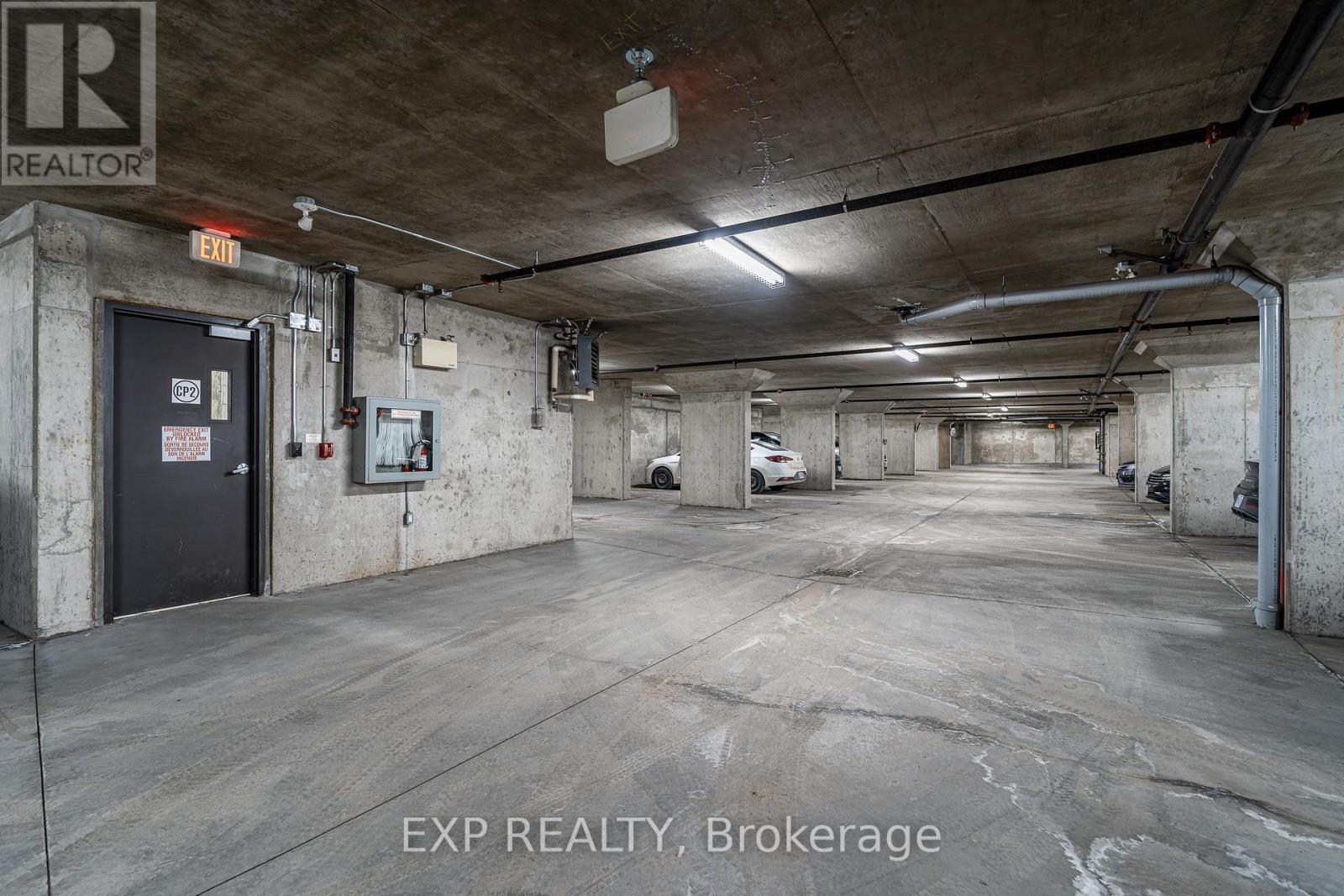 104 - 429 Kent Street W, Ottawa, Ontario  K2P 1B5 - Photo 15 - X12751746