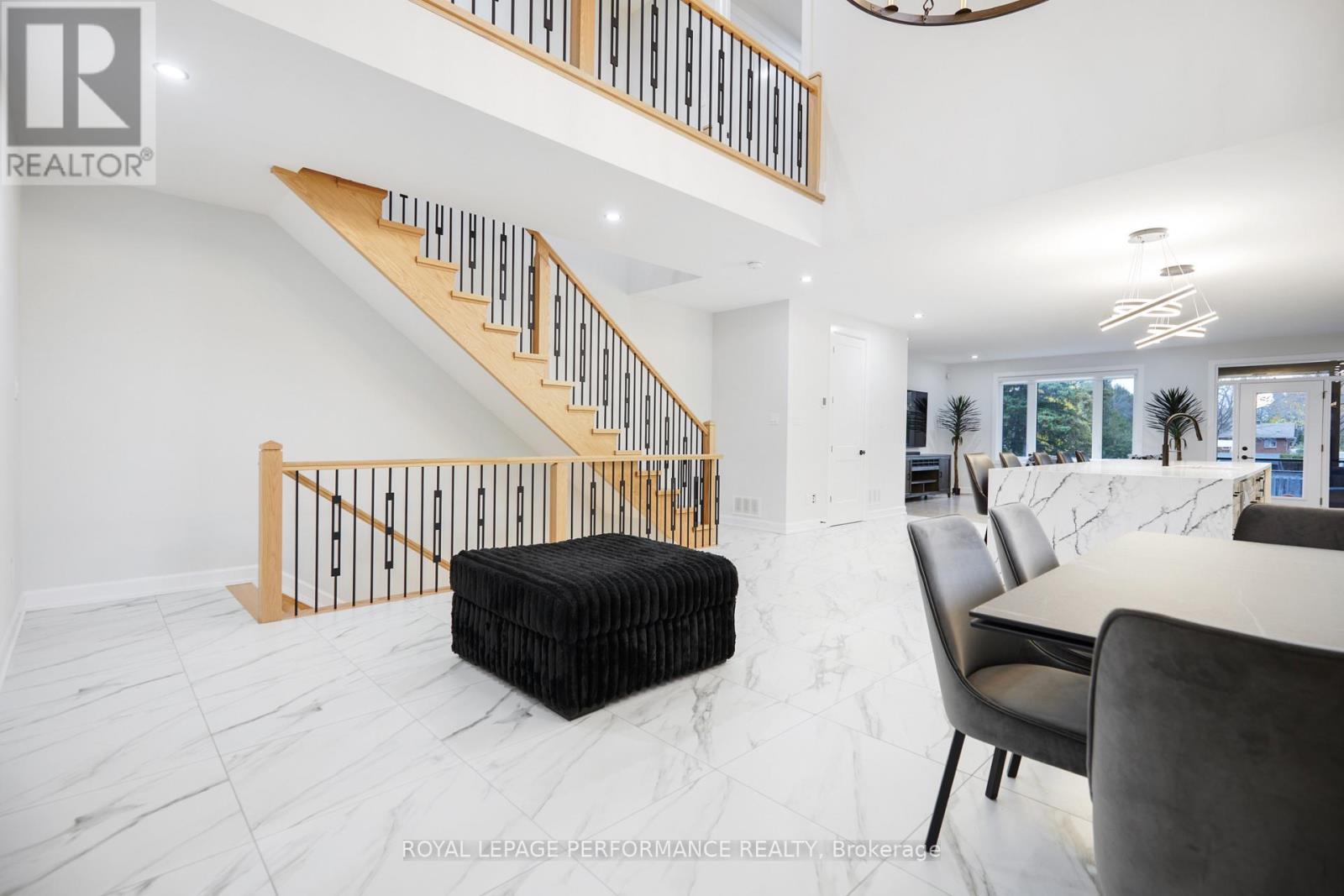 1709 Fisher Ave Avenue, Ottawa, Ontario  K2C 1X9 - Photo 8 - X12752248