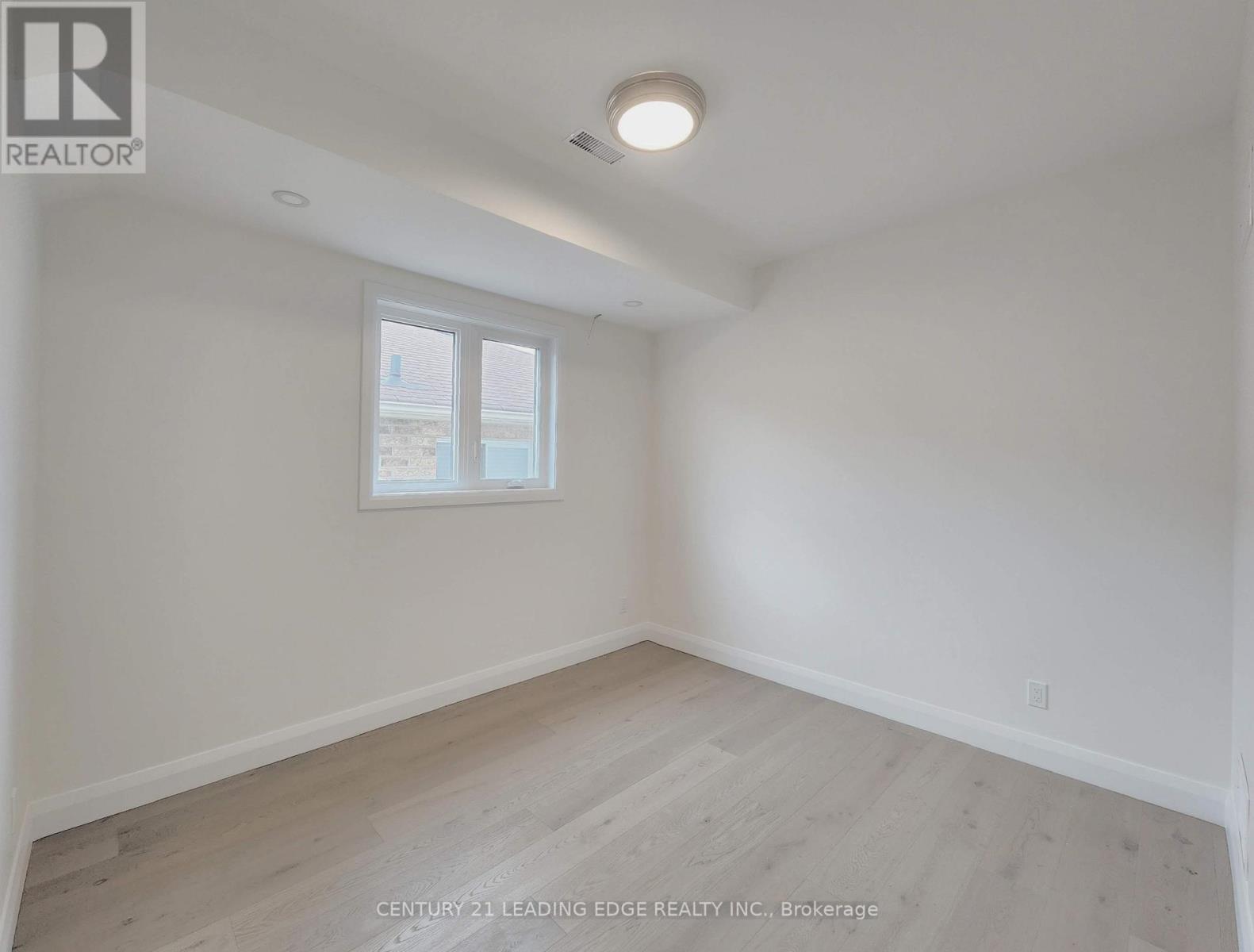 2nd Fl - 346 Lauder Avenue, Toronto, Ontario  M6E 3H8 - Photo 12 - C12755188