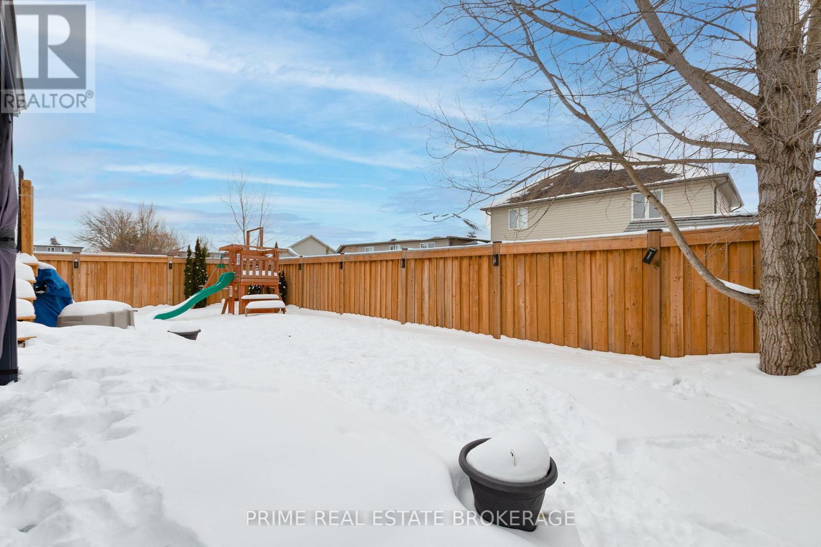 Photo 42 of 48 for 18 Watson Crescent