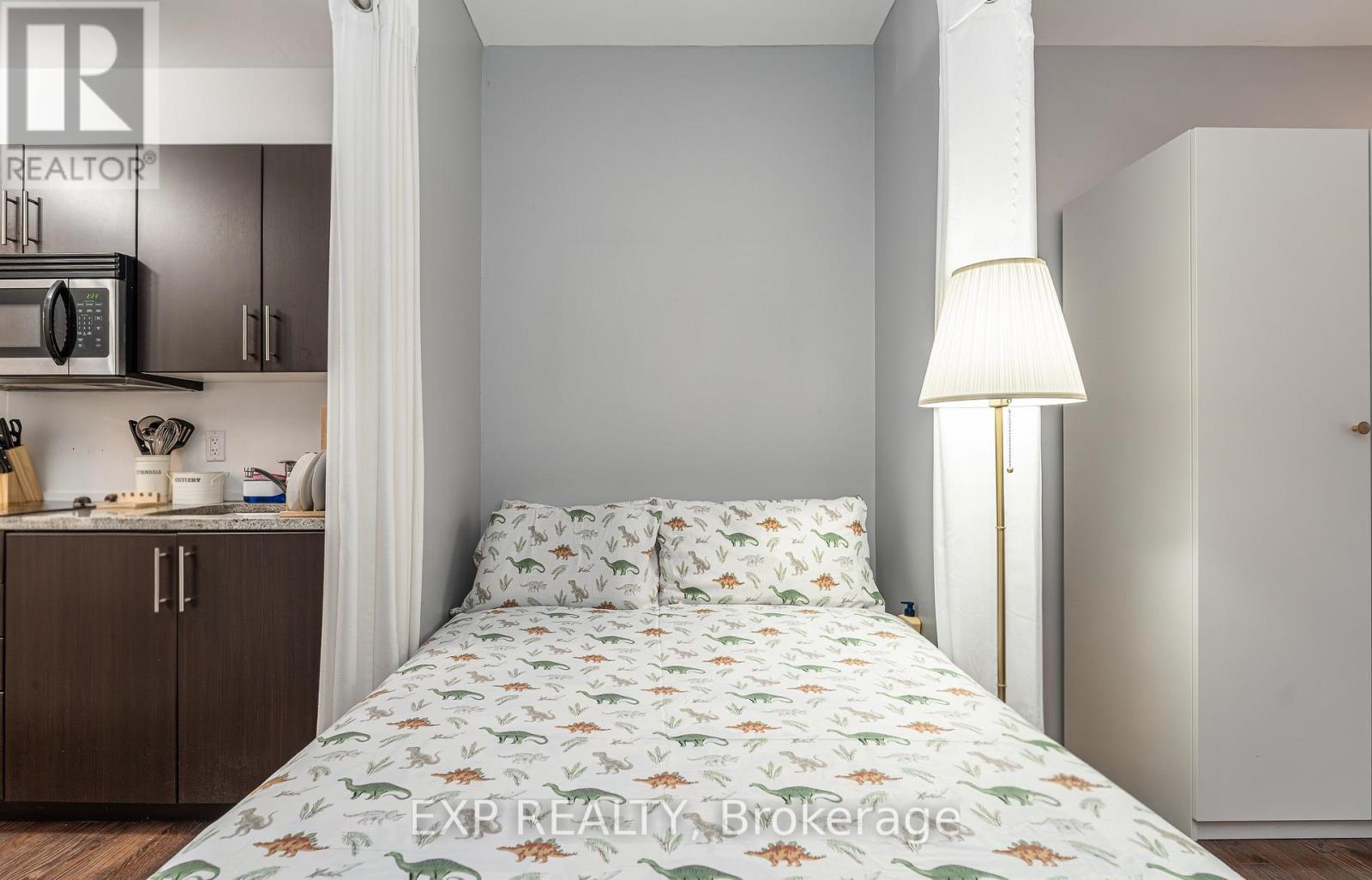 104 - 429 Kent Street W, Ottawa, Ontario  K2P 1B5 - Photo 12 - X12751746