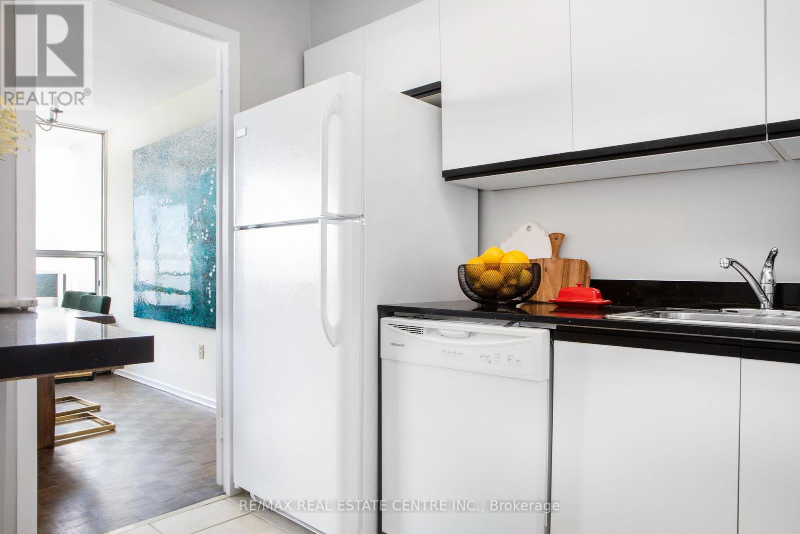 806 - 150 Graydon Hall Drive, Toronto (Parkwoods-Donalda), Ontario  M3A 3B3 - Photo 11 - C12754592