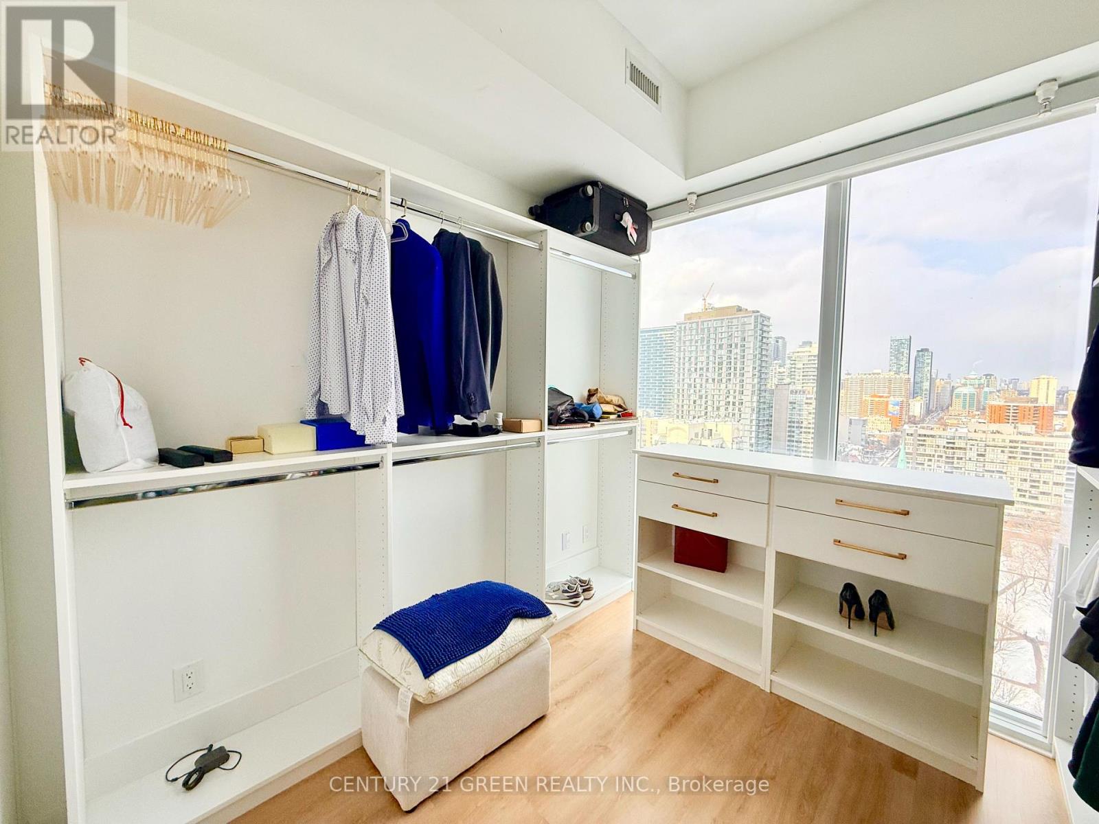 2710 - 319 Jarvis Street, Toronto (Moss Park), Ontario  M5B 0C8 - Photo 15 - C12755218