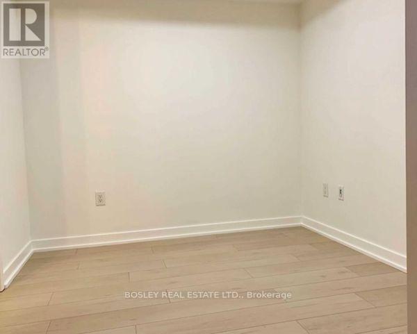 841 - 15 Iceboat Terrace, Toronto, Ontario  M5V 4A5 - Photo 9 - C12754696