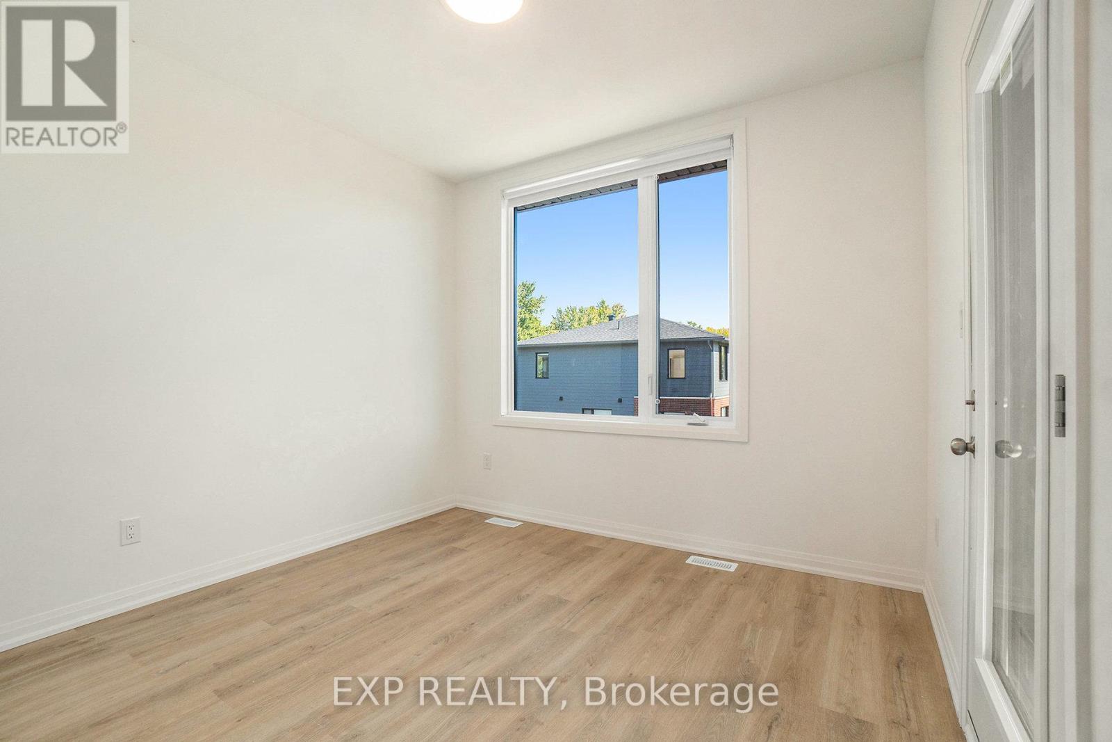 8 - 251 Castor Street, Russell, Ontario  K4R 0M2 - Photo 9 - X12753460