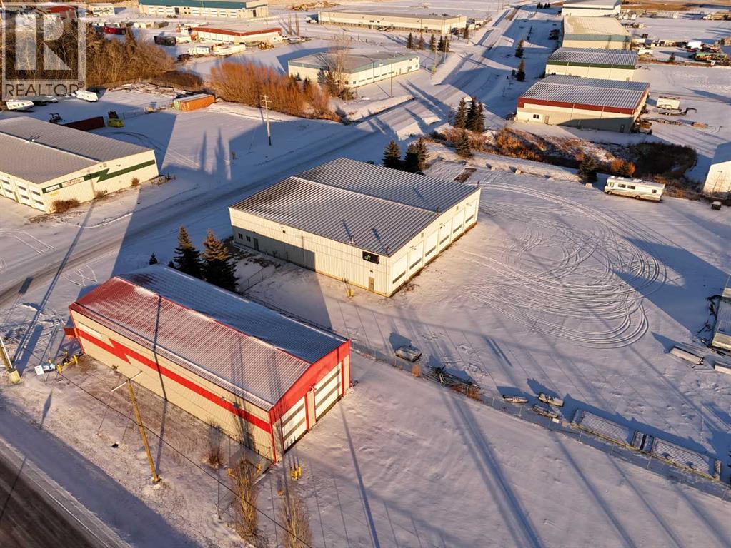 3 & 5 Van der Horn Way, Rural Red Deer County, Alberta