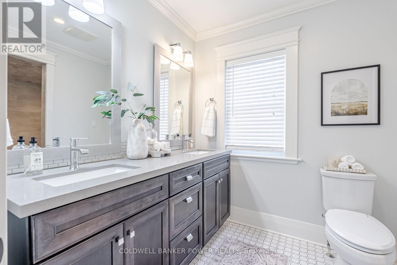 1 Mckenzie Avenue, London South, Ontario  N6C 1V1 - Photo 22 - X12757990