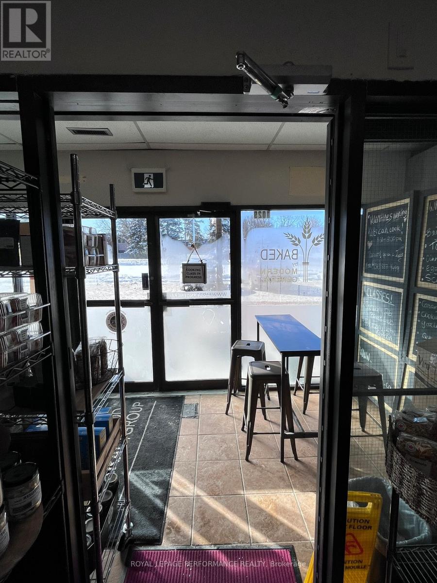 1023 Teron Road, Ottawa, Ontario  K2K 1R2 - Photo 2 - X12755414