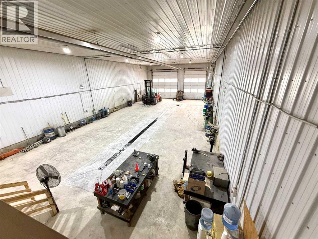 3 & 5 Van Der Horn Way, Rural Red Deer County, Alberta  T4S 2M4 - Photo 32 - A2278131