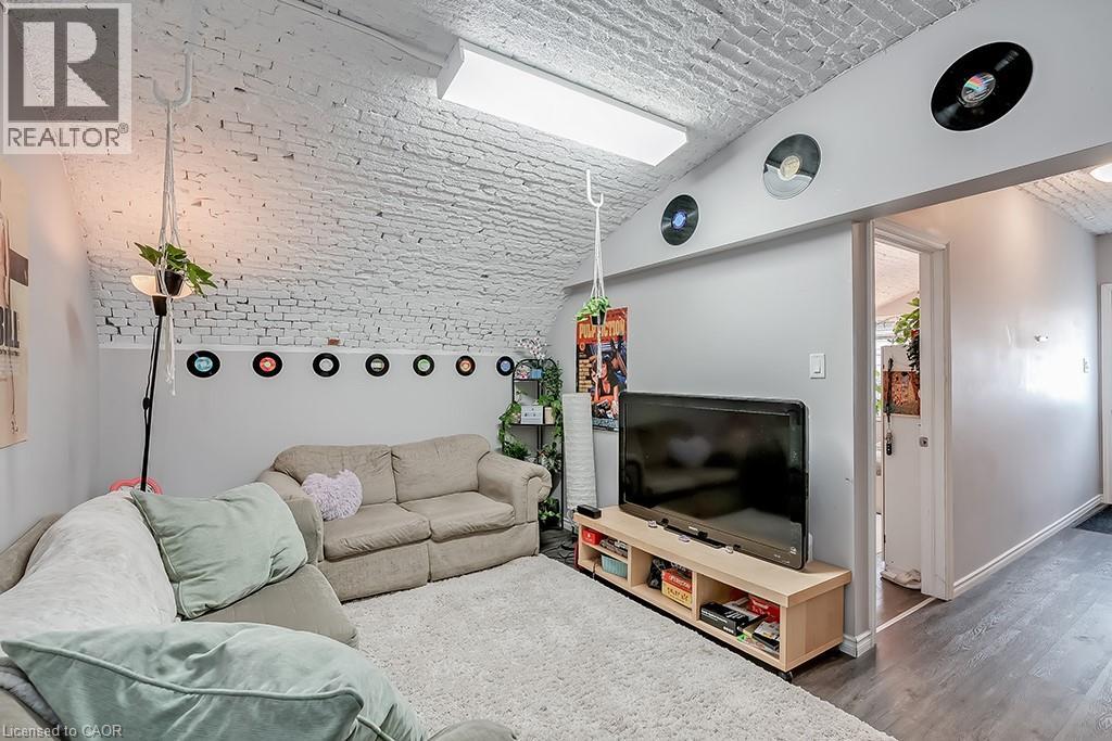 50 Sanders Boulevard, Hamilton, Ontario  L8S 3J6 - Photo 15 - 40802767