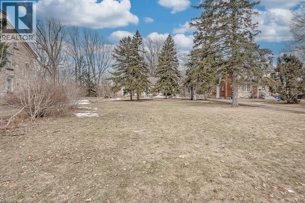 50 Sanders Boulevard, Hamilton, Ontario  L8S 3J6 - Photo 2 - 40802767