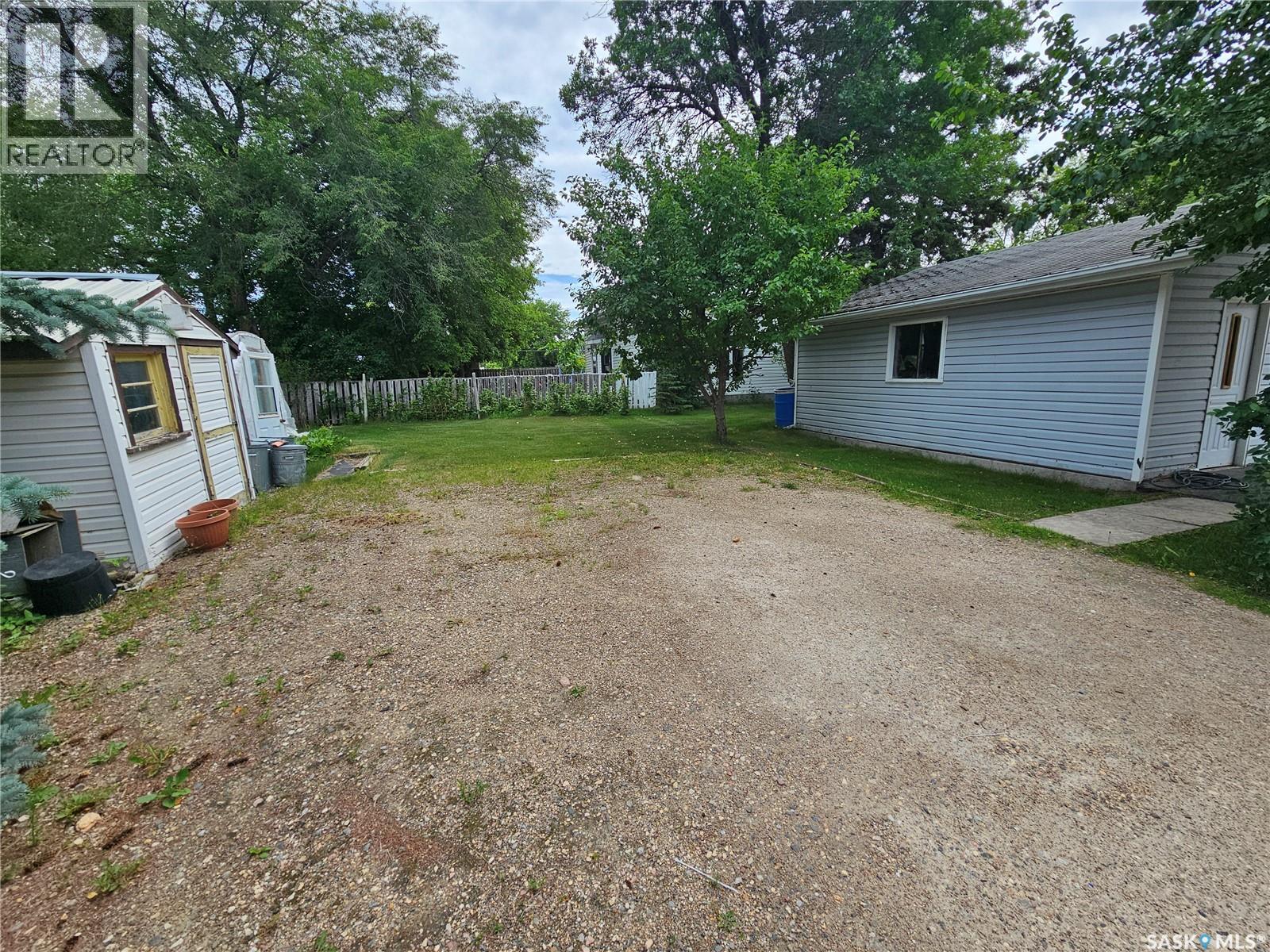 411 3rd Avenue W, Meadow Lake, Saskatchewan  S9X 1B8 - Photo 16 - SK013134