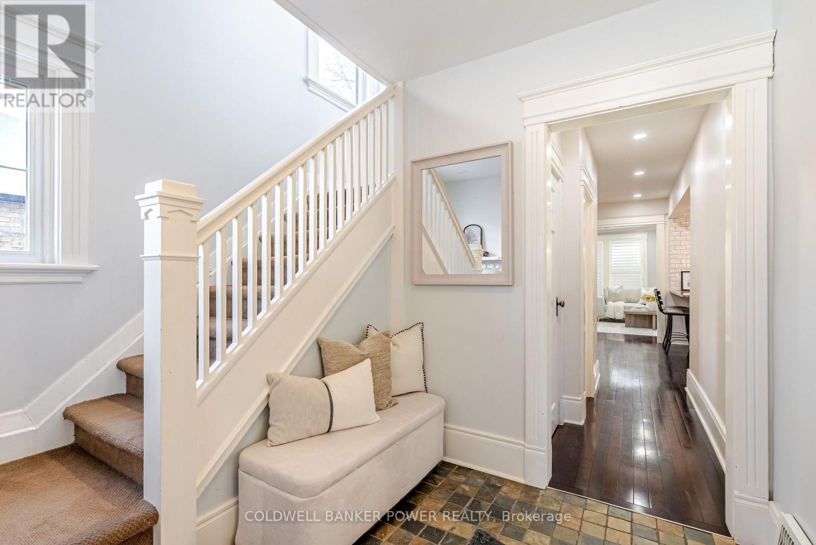 1 Mckenzie Avenue, London South, Ontario  N6C 1V1 - Photo 4 - X12757990