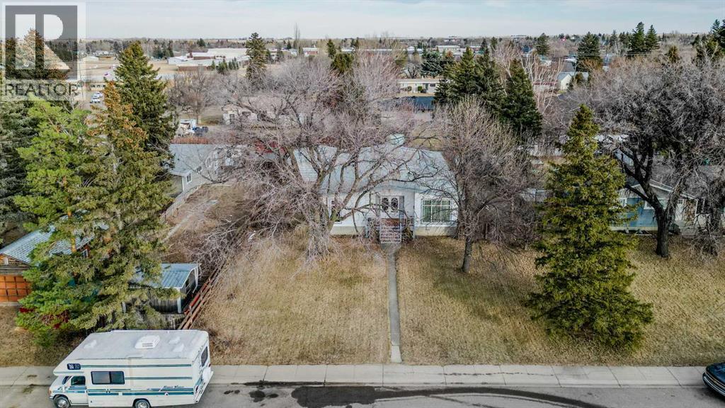 95 N 250 W, Raymond, Alberta  T0K 2S0 - Photo 4 - A2282993