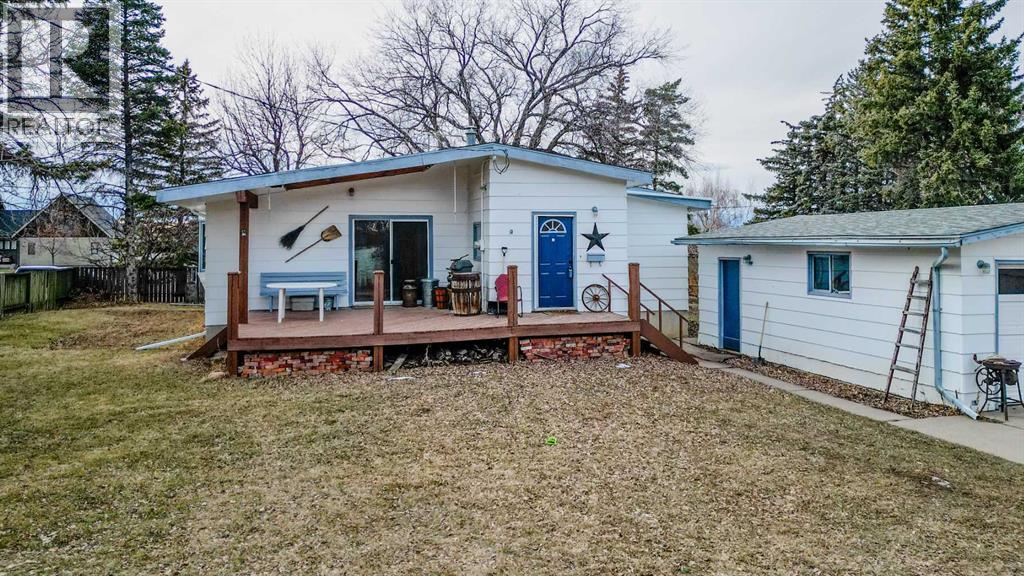 95 N 250 W, Raymond, Alberta  T0K 2S0 - Photo 7 - A2282993