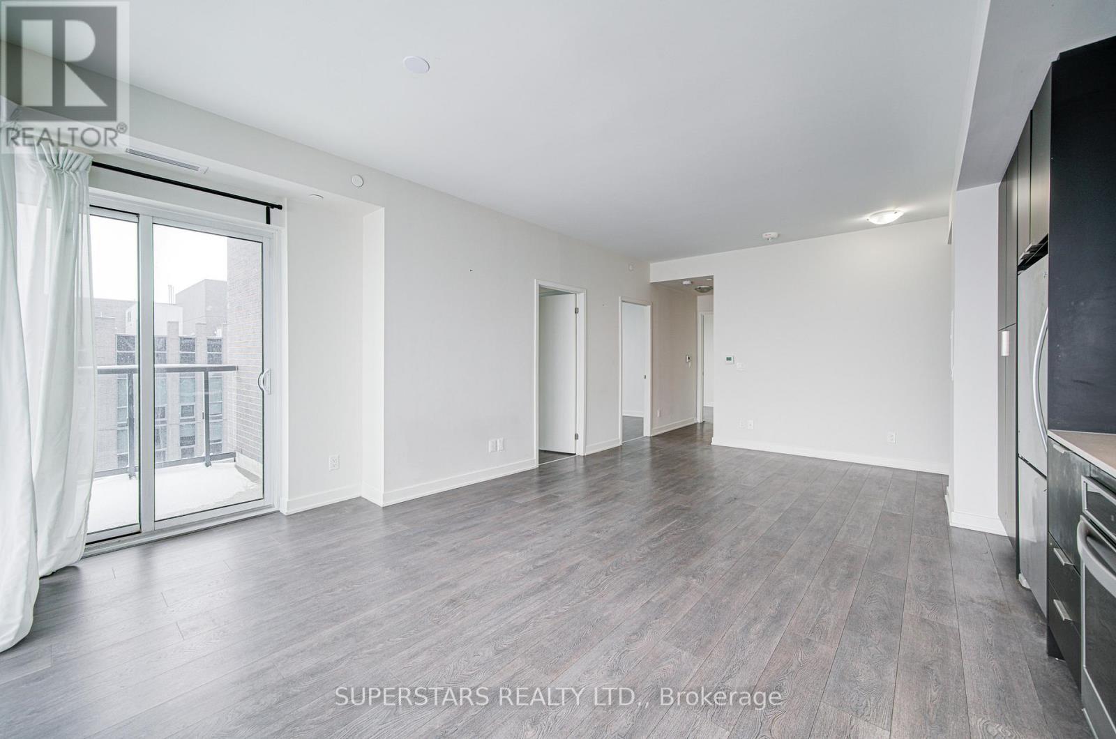 3007 - 6 Sonic Way, Toronto, Ontario M3C 0P1 - Photo 13 - C12756258