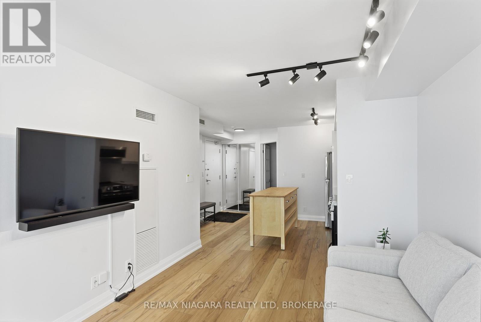 1601 - 600 Fleet Street, Toronto, Ontario  M5V 1B7 - Photo 12 - C12756654