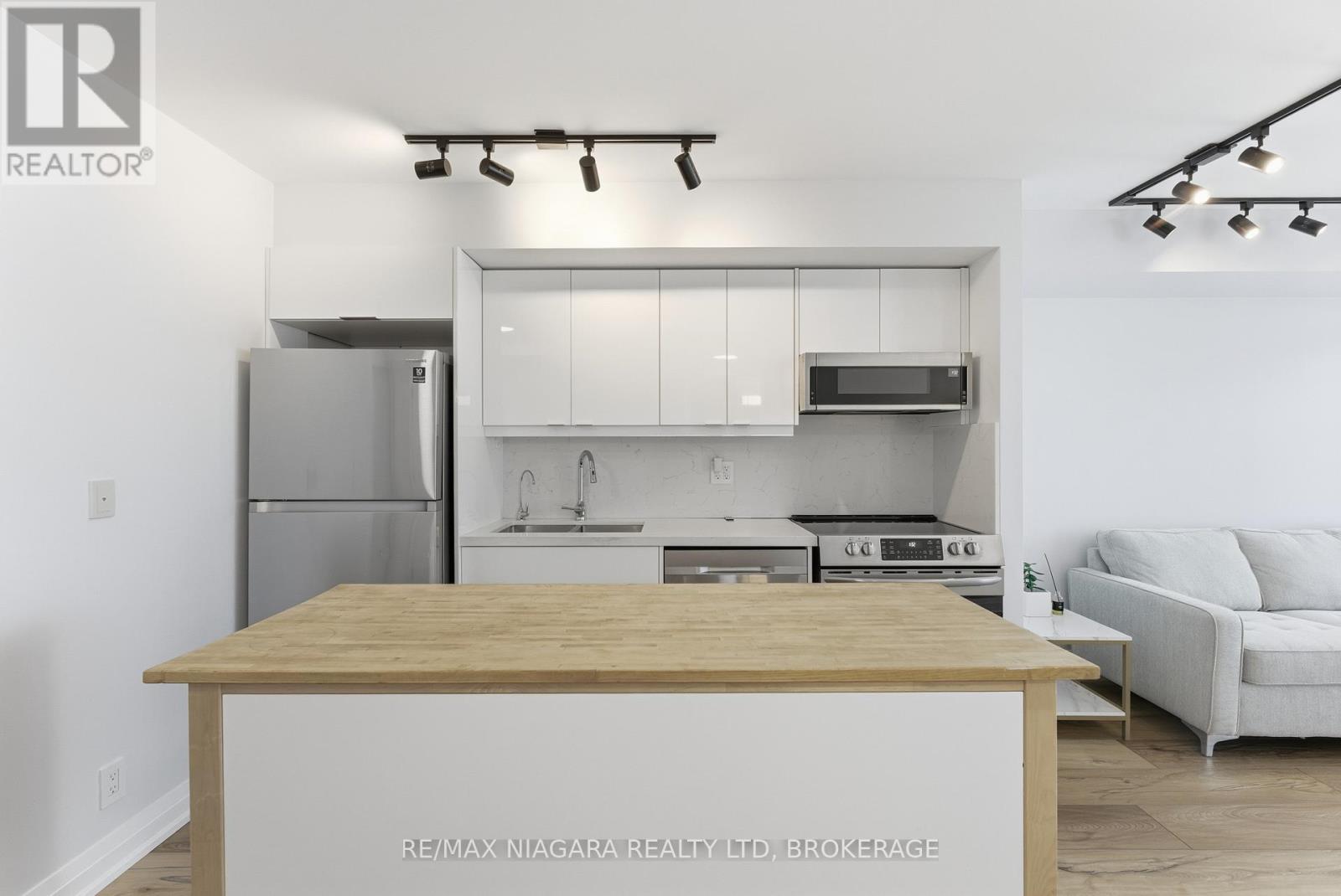 1601 - 600 Fleet Street, Toronto, Ontario  M5V 1B7 - Photo 7 - C12756654