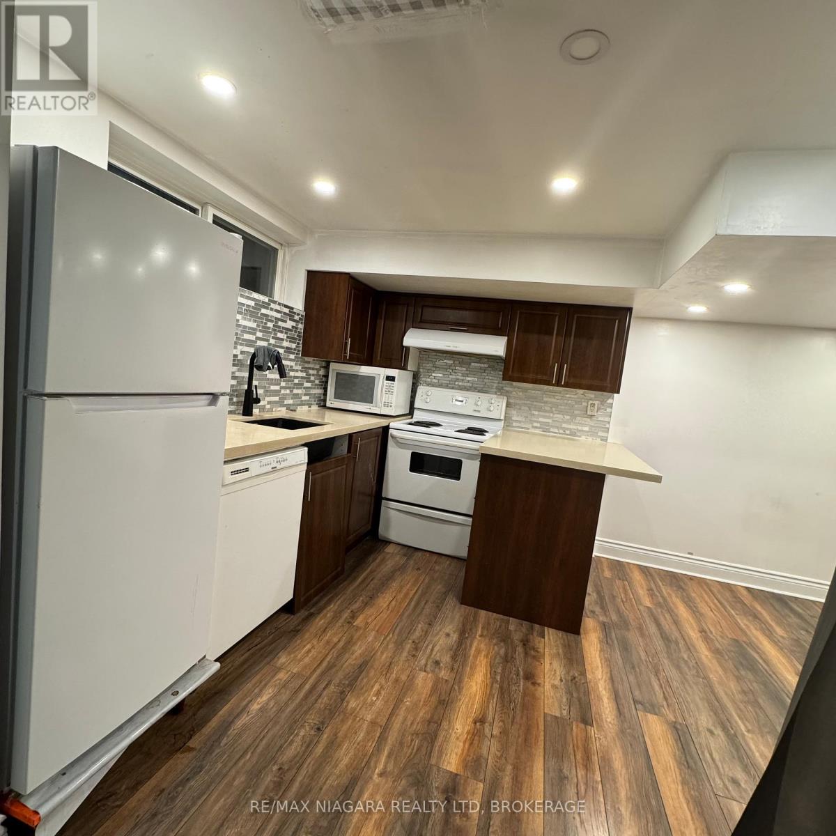 844a Danforth Road, Toronto (Kennedy Park), Ontario  M1K 1H5 - Photo 13 - E12751818